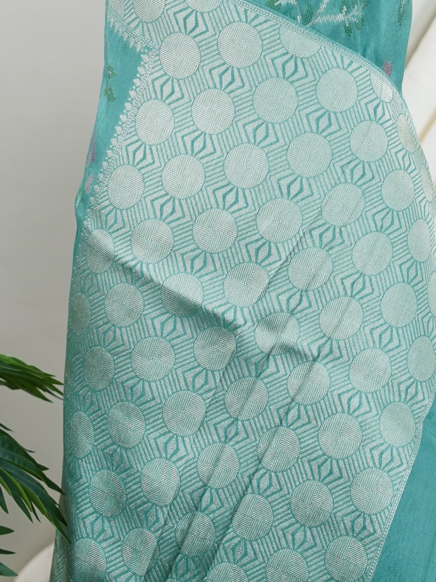 Georgette Green Tussar Georgette - Manoranjitham Weaves - Handloom Store