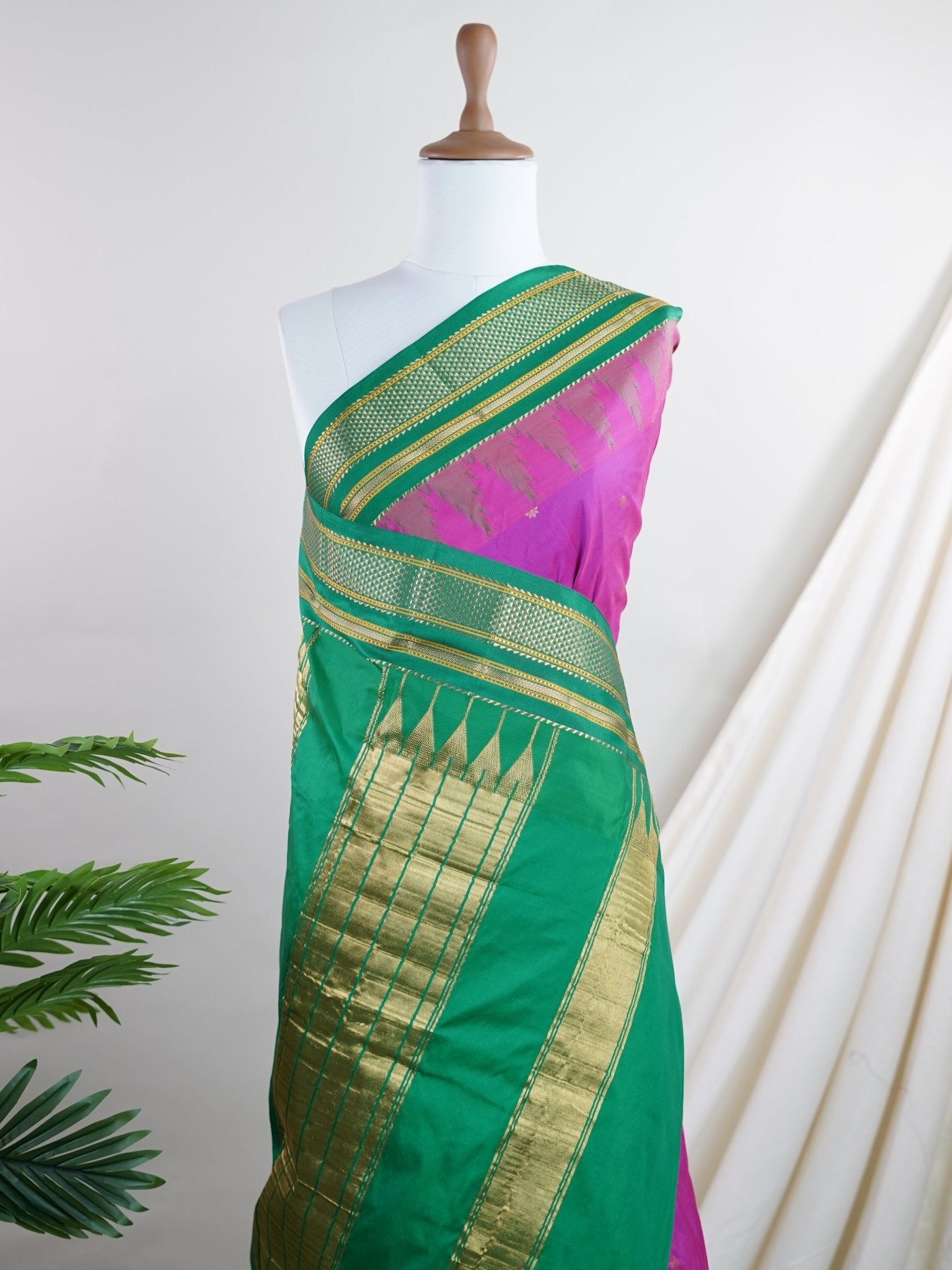 Semi Silk  Semi Silk - Manoranjitham Weaves - Handloom Store