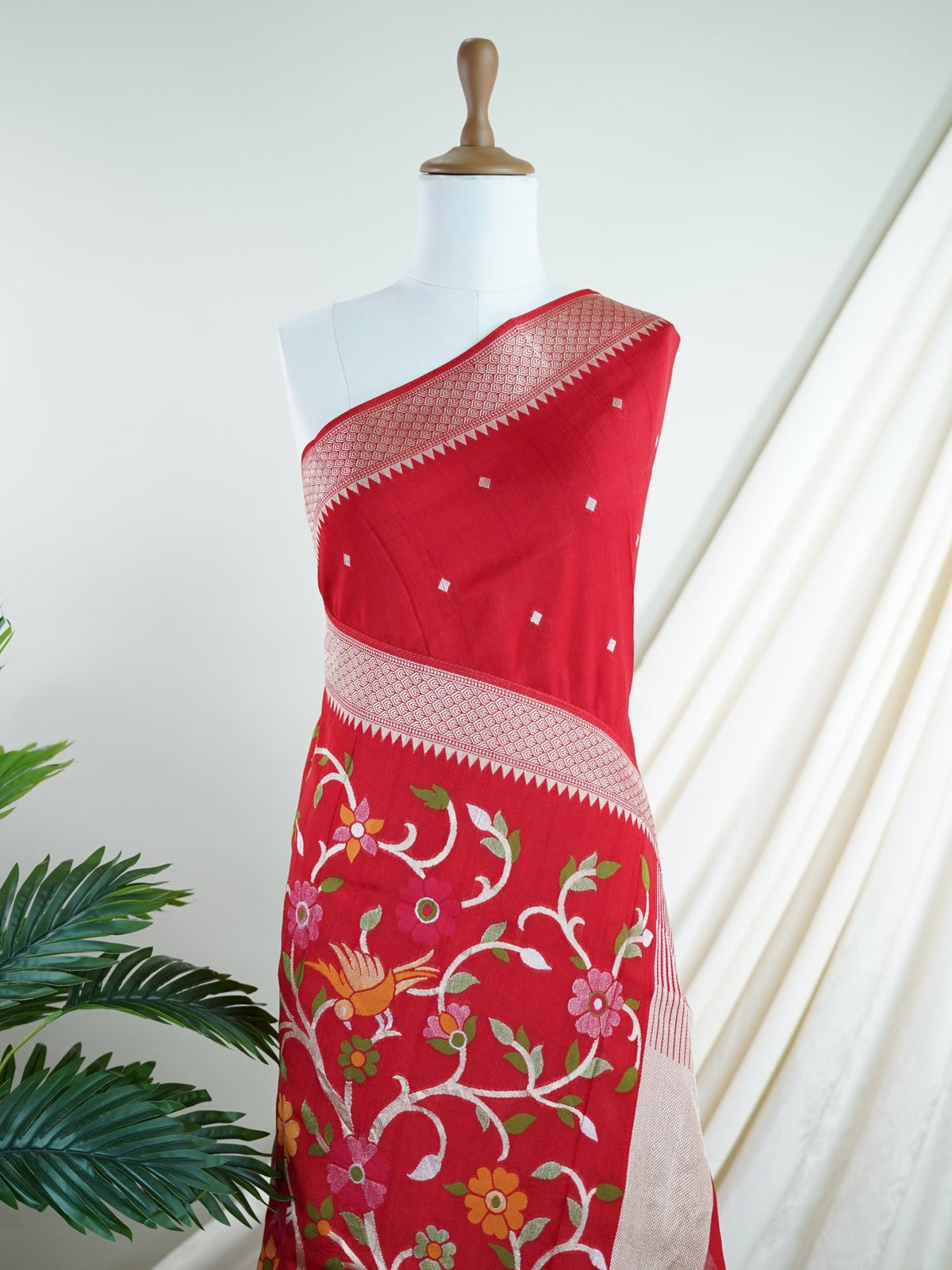 Georgette Red Tussar Georgette - Manoranjitham Weaves - Handloom Store