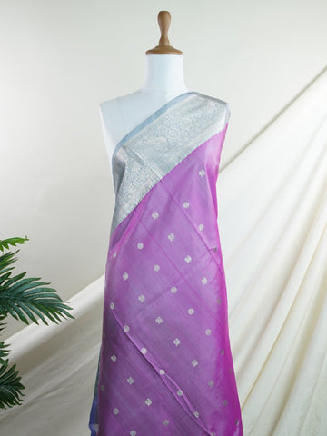 Venkatagiri Silk Woven in the heart of Andhra Pradesh, this Venkatagiri handloom saree is a symbol of regal elegance and heritage. Known for its soft texture and intricate craftsmanship, it drapes gracefully for weddings, pujas, and festive moments. Each thread carries tradition, making it a cherished piece of South Indian artistry. Lightweight yet luxurious — a true sree in every sense. Kavini - Manoranjitham Weaves - Handloom Store