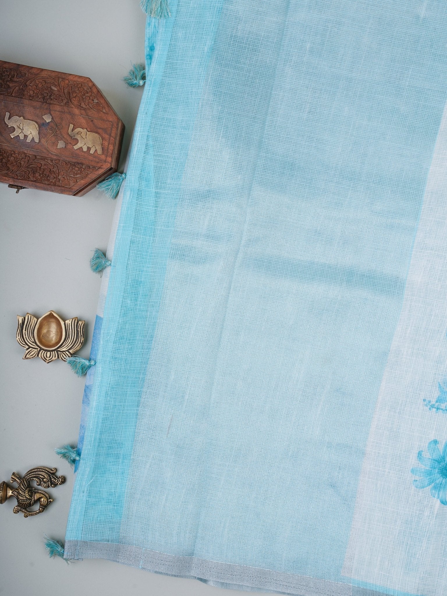 Linen White Silk Kota - Manoranjitham Weaves - Handloom Store