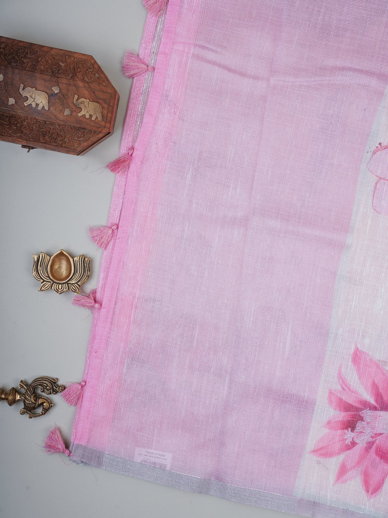 Linen White Silk Kota - Manoranjitham Weaves - Handloom Store