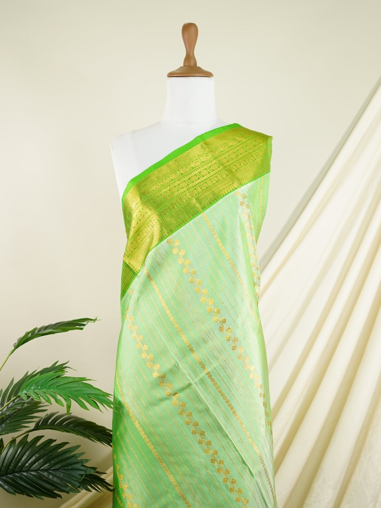 Venkatagiri Silk Creamish Green 100% Pure Silk  - Manoranjitham Weaves - Handloom Store