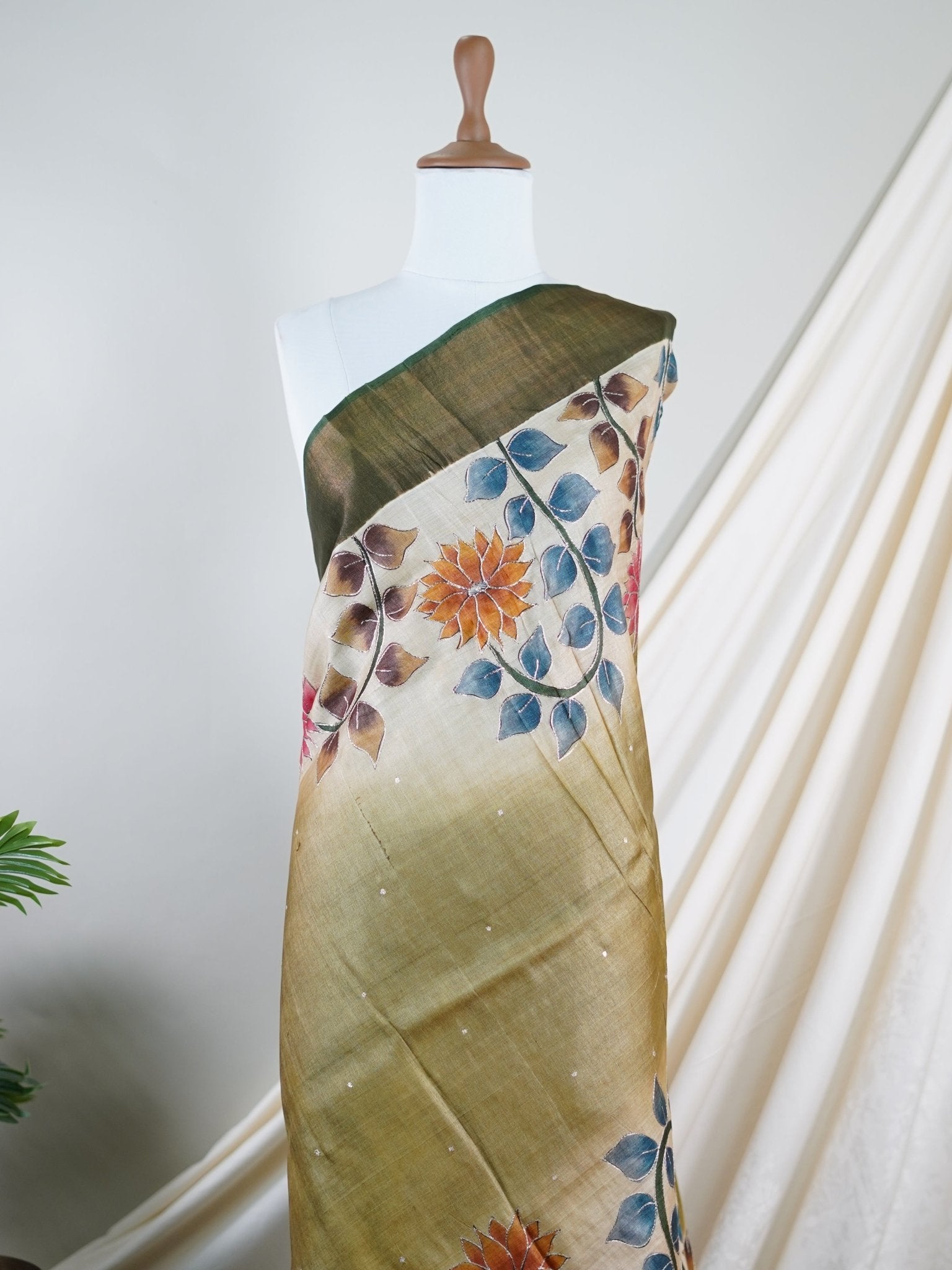 Tussars Cream 100% Pure Tussar - Manoranjitham Weaves - Handloom Store