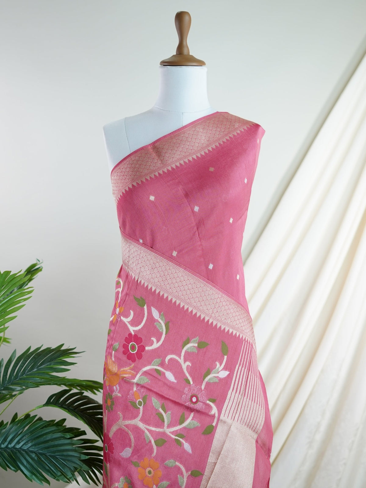 Georgette Pink Tussar Georgette - Manoranjitham Weaves - Handloom Store