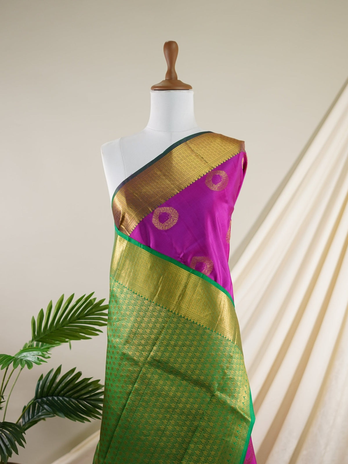 Kanchipuram Silk Pink 100% Pure Silk  - Manoranjitham Weaves - Handloom Store