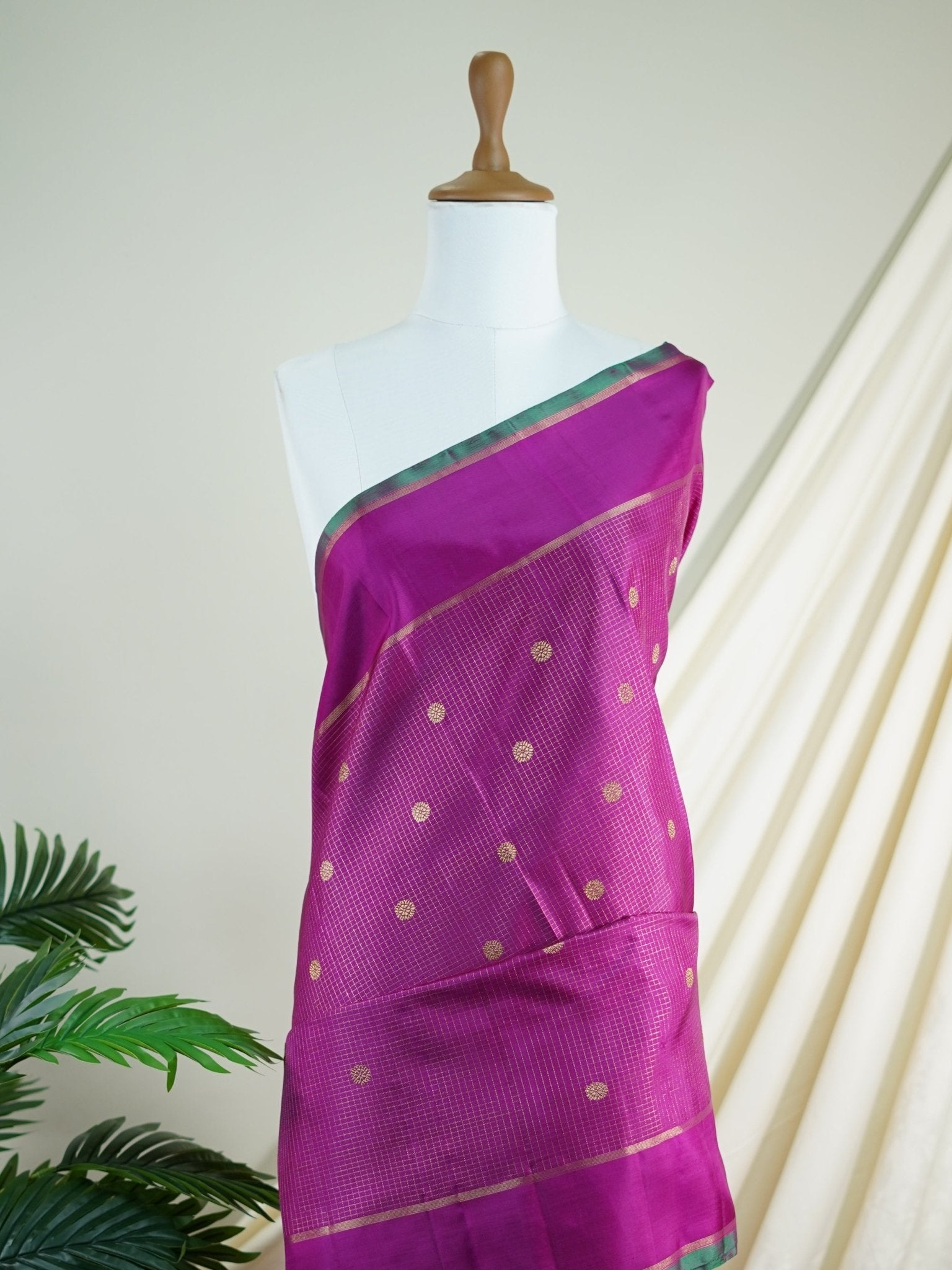 Kanchipuram Silk Magenta Pink 100% Pure Silk  - Manoranjitham Weaves - Handloom Store