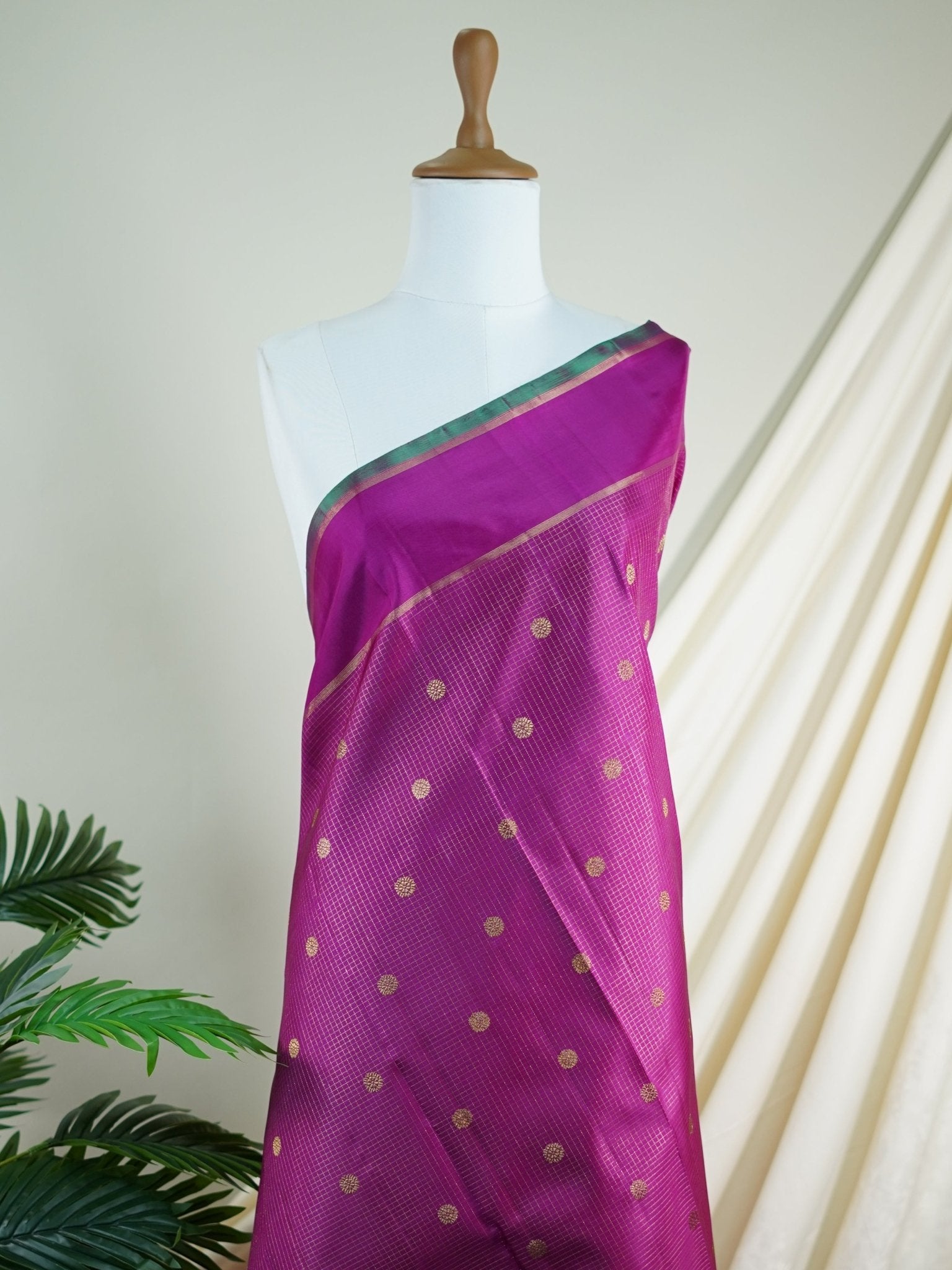 Kanchipuram Silk Magenta Pink 100% Pure Silk  - Manoranjitham Weaves - Handloom Store