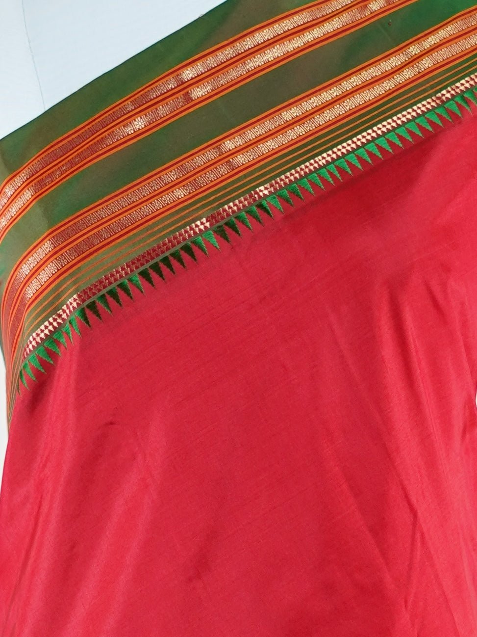 Narayanpet Red 100% Pure Silk  - Manoranjitham Weaves - Handloom Store