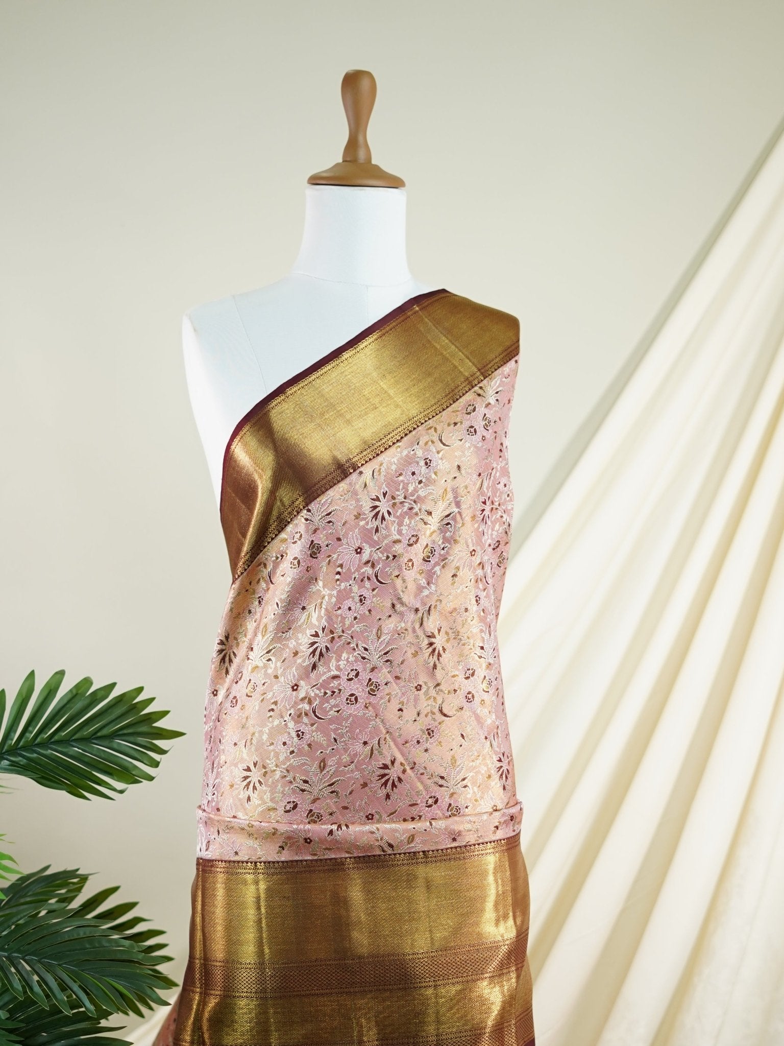 Kanchipuram Silk Peach Pink 100% Pure Silk  - Manoranjitham Weaves - Handloom Store