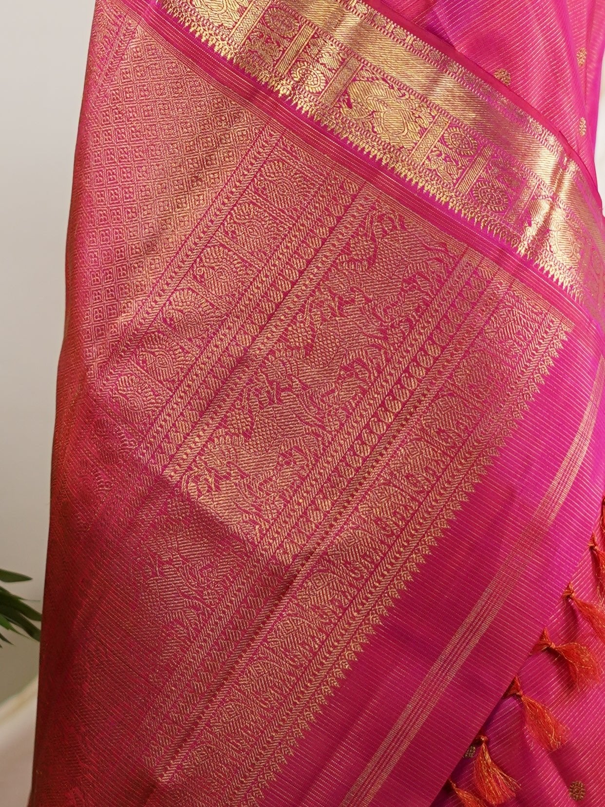 Kanchipuram Silk Pink 100% Pure Silk  - Manoranjitham Weaves - Handloom Store