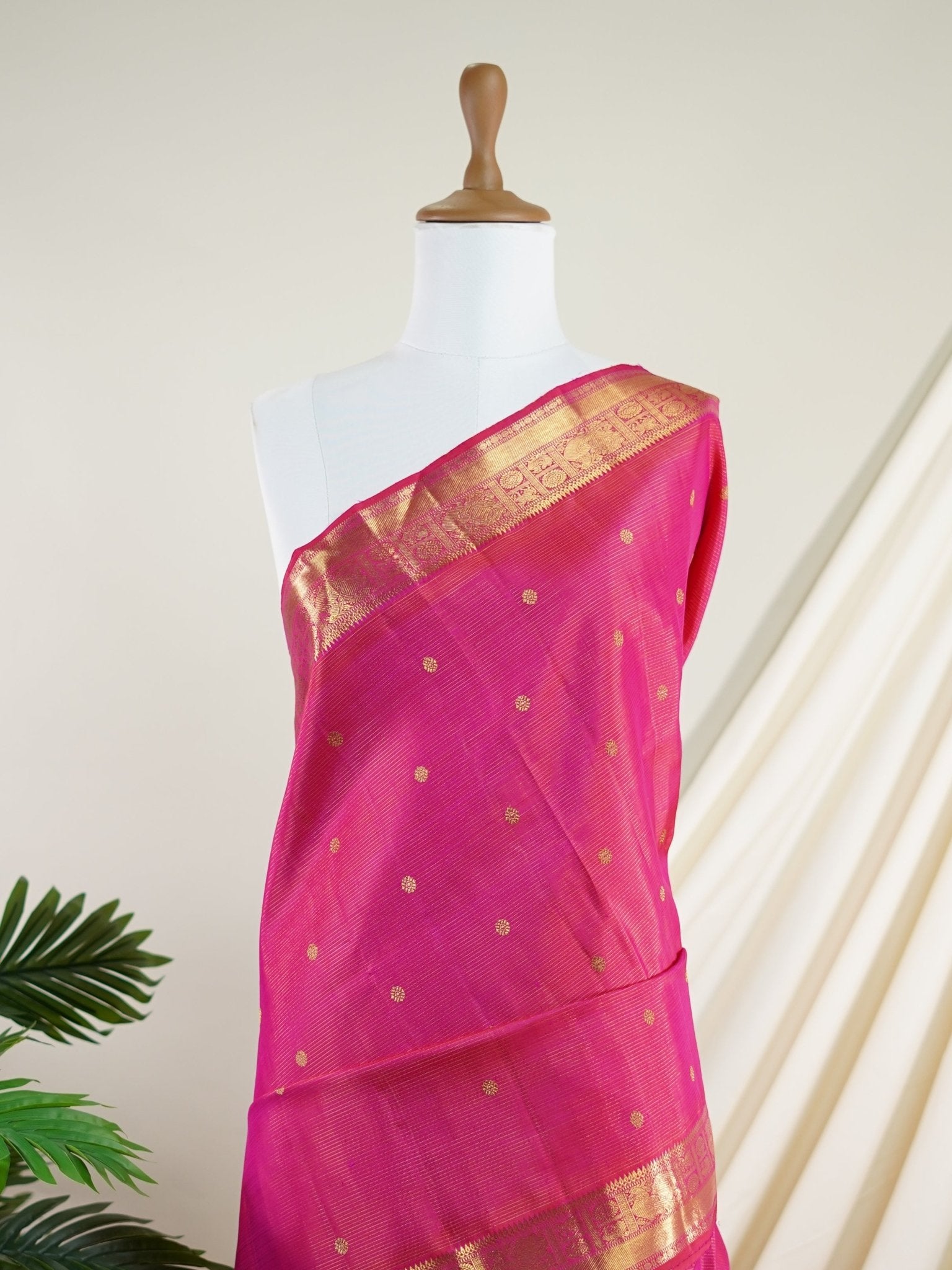 Kanchipuram Silk Pink 100% Pure Silk  - Manoranjitham Weaves - Handloom Store
