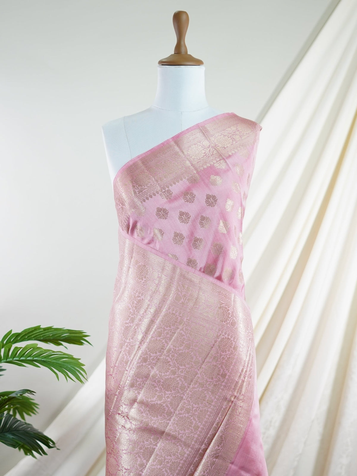 Chiniya Silk Pink 100% Pure Katan Soft Silk - Manoranjitham Weaves - Handloom Store