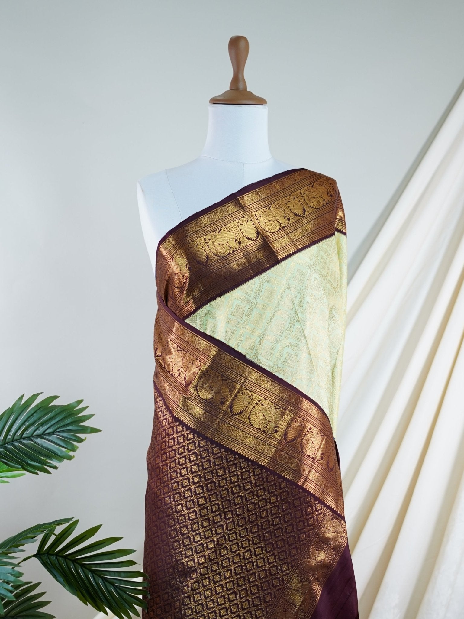 Kanchipuram Silk Pista Green 100% Pure Silk  - Manoranjitham Weaves - Handloom Store