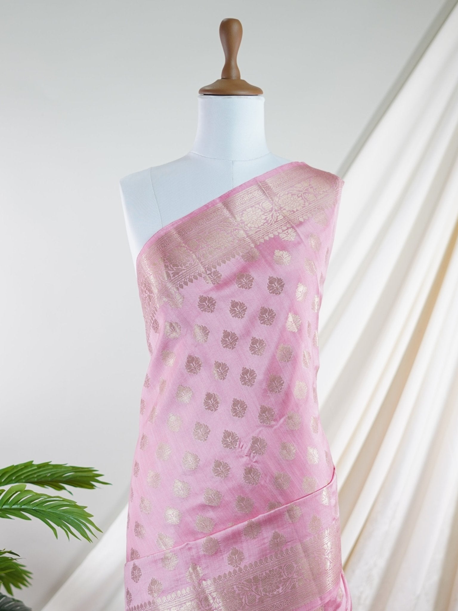Chiniya Silk Pink 100% Pure Katan Soft Silk - Manoranjitham Weaves - Handloom Store