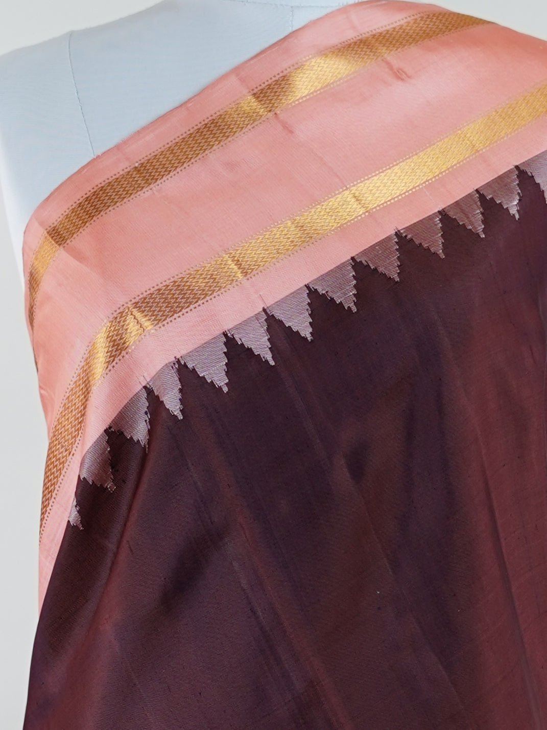 Gadwal Silk  100% Pure Silk  - Manoranjitham Weaves - Handloom Store