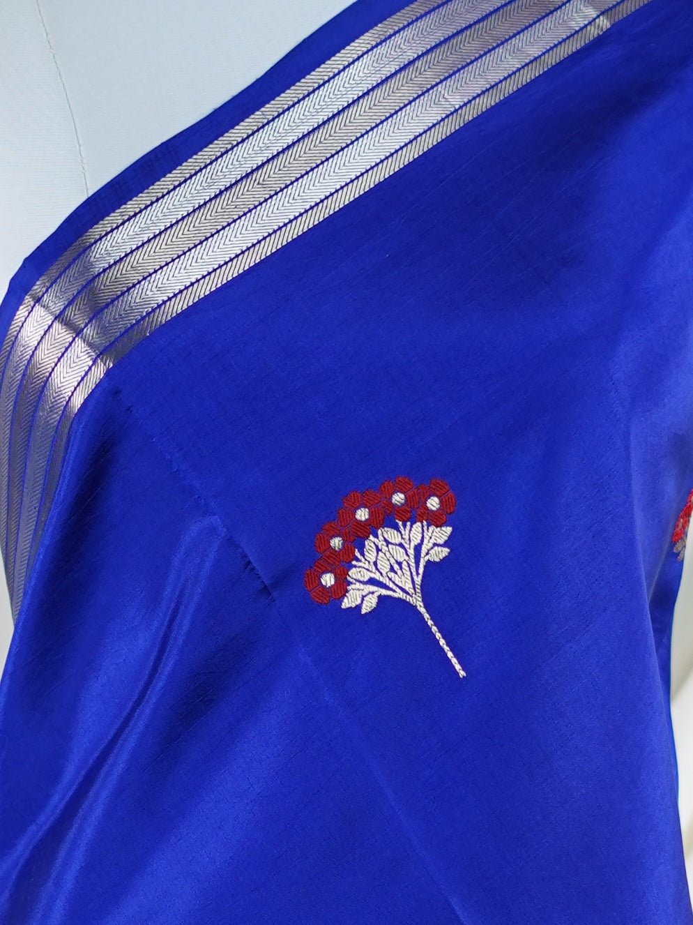 Katan Blue 100% Pure Silk  - Manoranjitham Weaves - Handloom Store