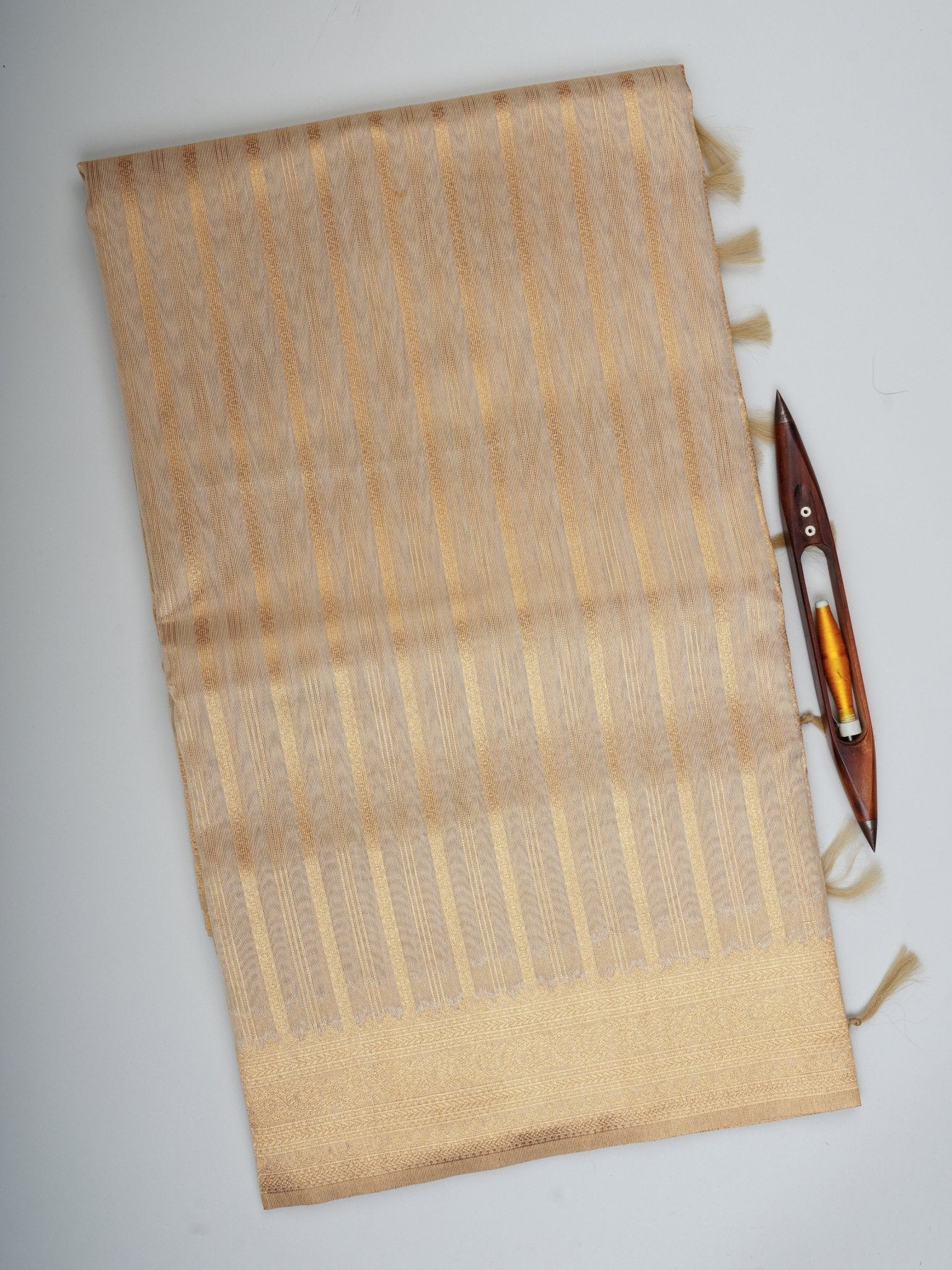tissue Gold Kora Semi Tissue - Manoranjitham Weaves - Handloom Store