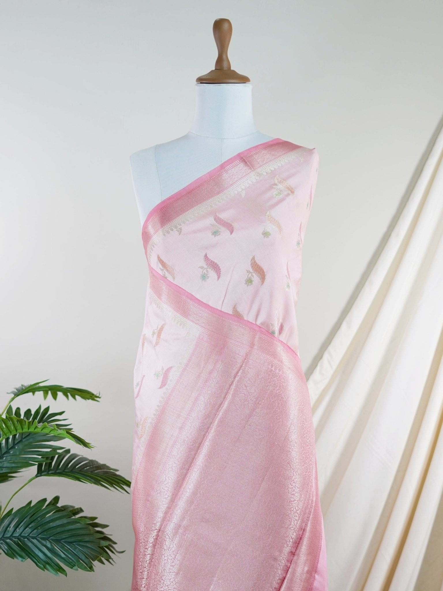Chiniya Silk Baby Pink 100% Pure Katan Soft Silk - Manoranjitham Weaves - Handloom Store