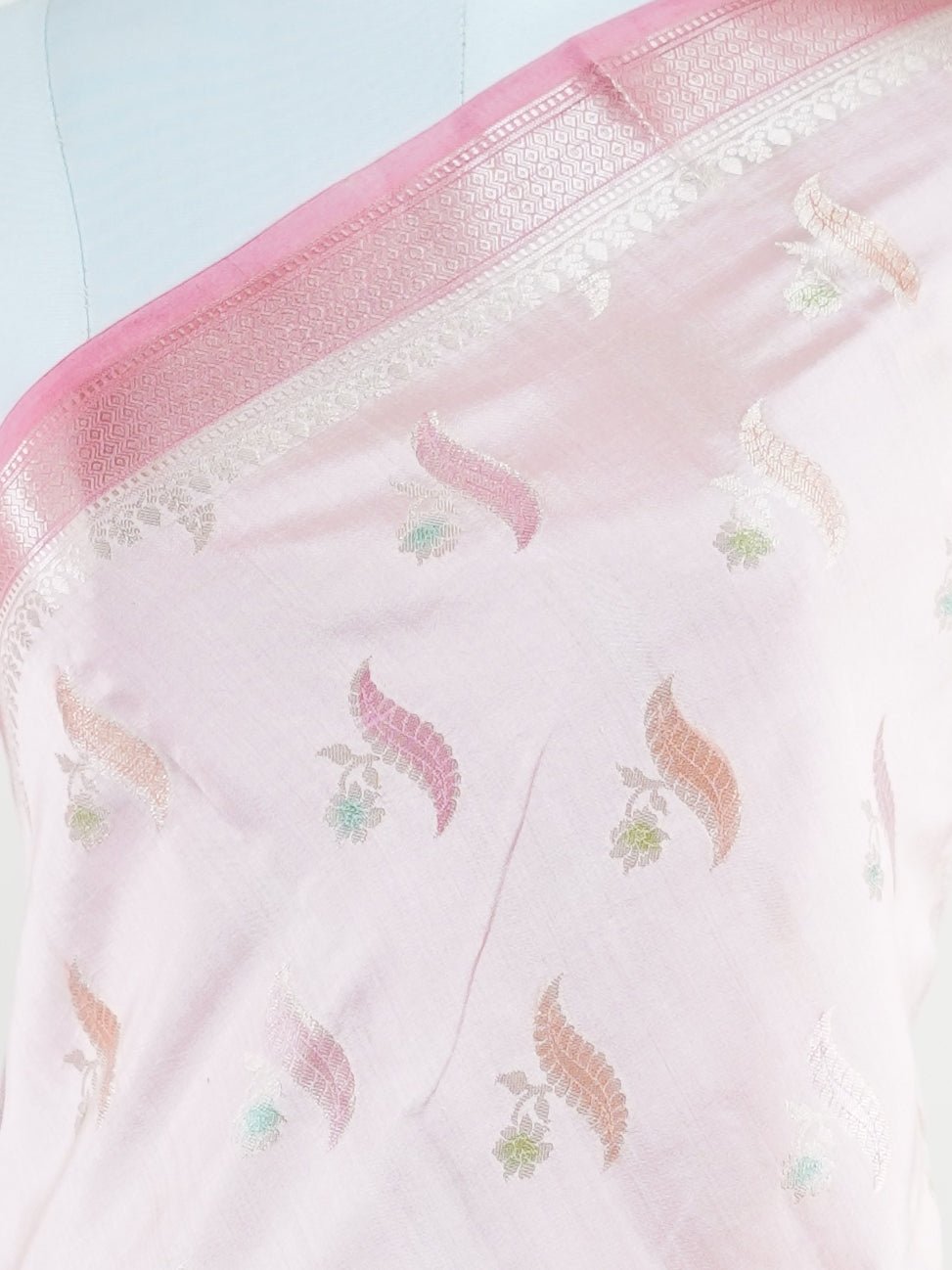 Chiniya Silk Baby Pink 100% Pure Katan Soft Silk - Manoranjitham Weaves - Handloom Store