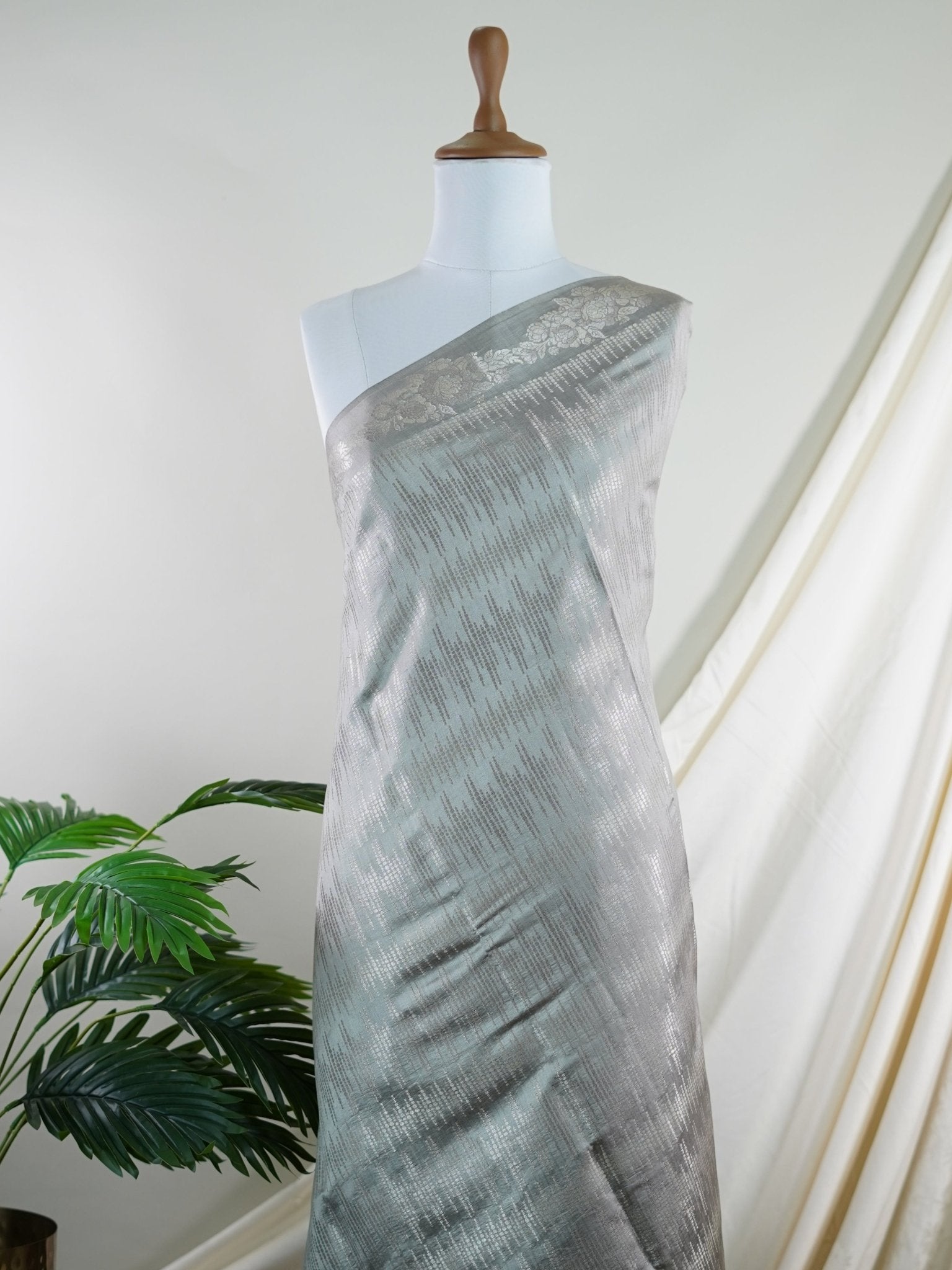 Katan Grey 100% Pure Katan Soft Silk - Manoranjitham Weaves - Handloom Store