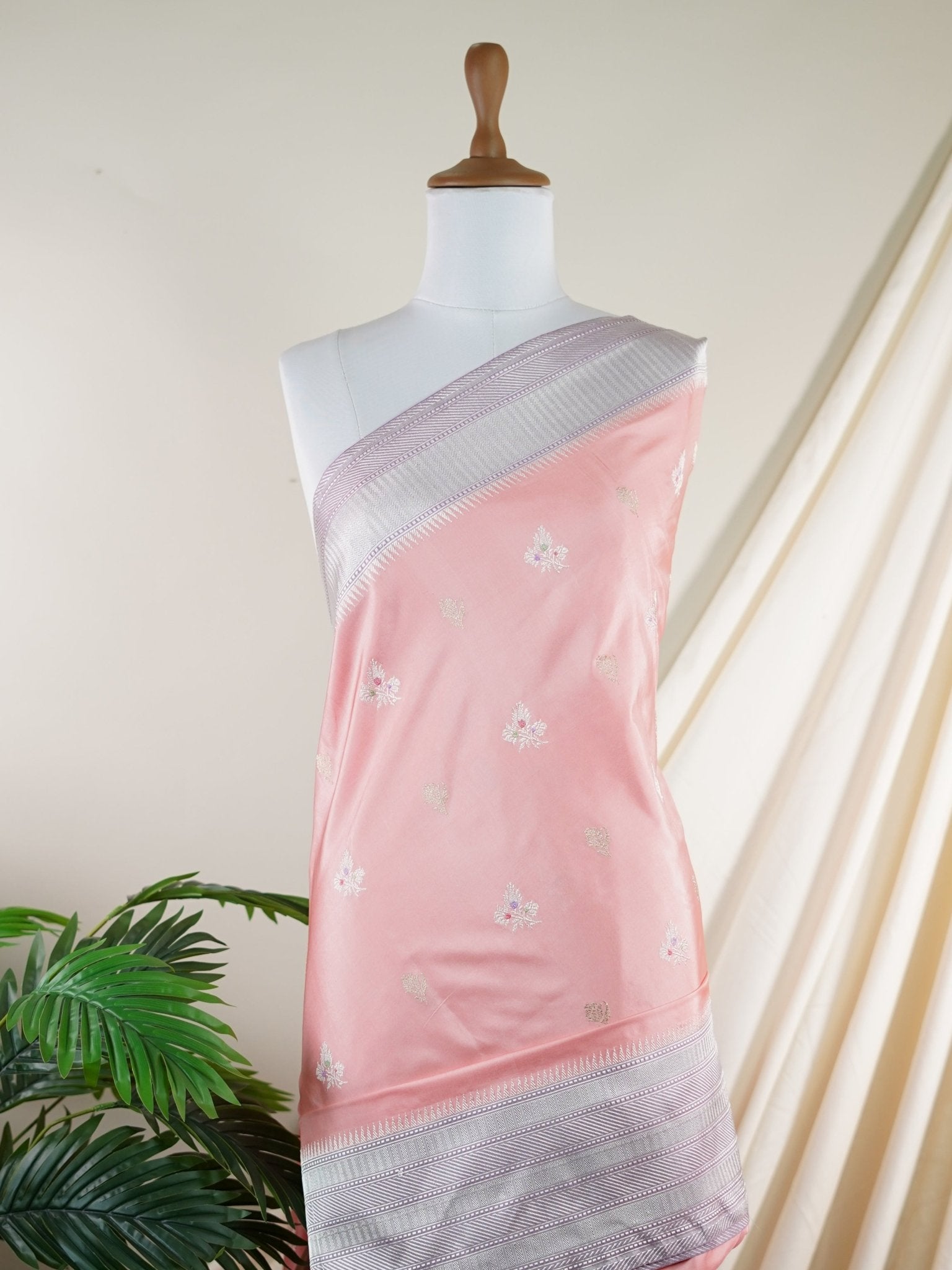 Katan Salmon rose 100% Pure Katan Silk - Manoranjitham Weaves - Handloom Store