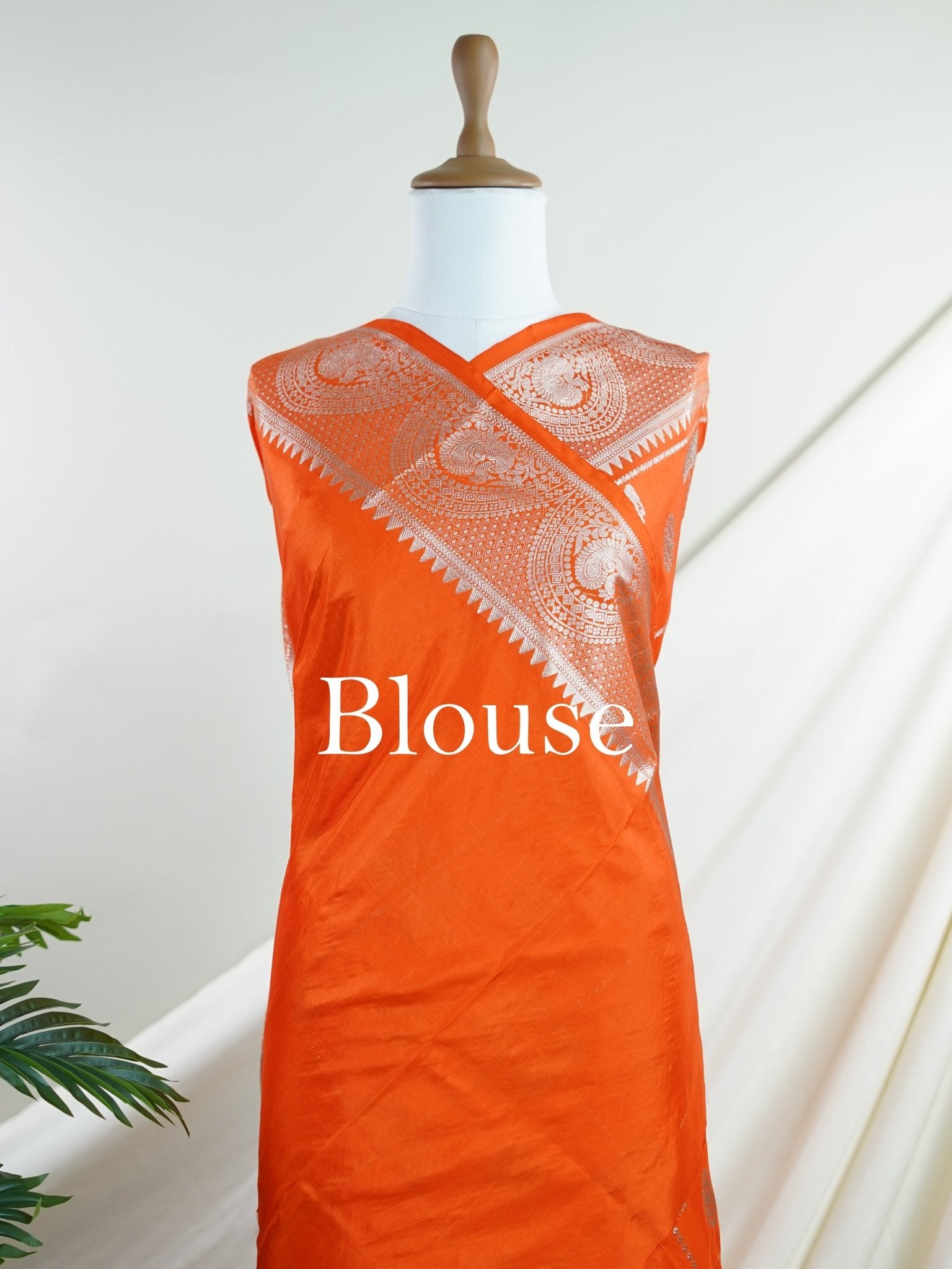 Venkatagiri Silk  100% Pure Silk  - Manoranjitham Weaves - Handloom Store