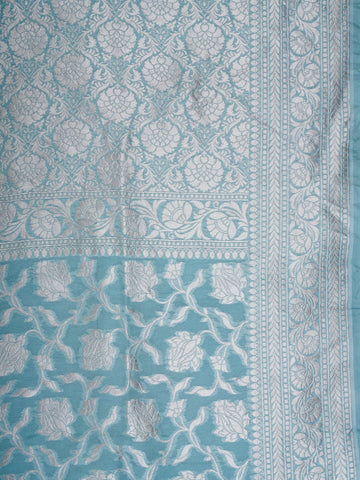 Katan Woven in the heart of Varanasi, this georgette saree features an intricate all-over jaal that glistens across its fluid, lightweight fabric. Elegant and ethereal, it brings together tradition and ease—ideal for evening celebrations and graceful occasions.br
#GeorgetteSaree #JaalWork #VaranasiWeaves #EtherealElegance #HandloomGrace #Manoranjitham #ManoranjithamStyle Pallavi - Georgette Saree | Full Jaal Zari - Manoranjitham Weaves - Handloom Store