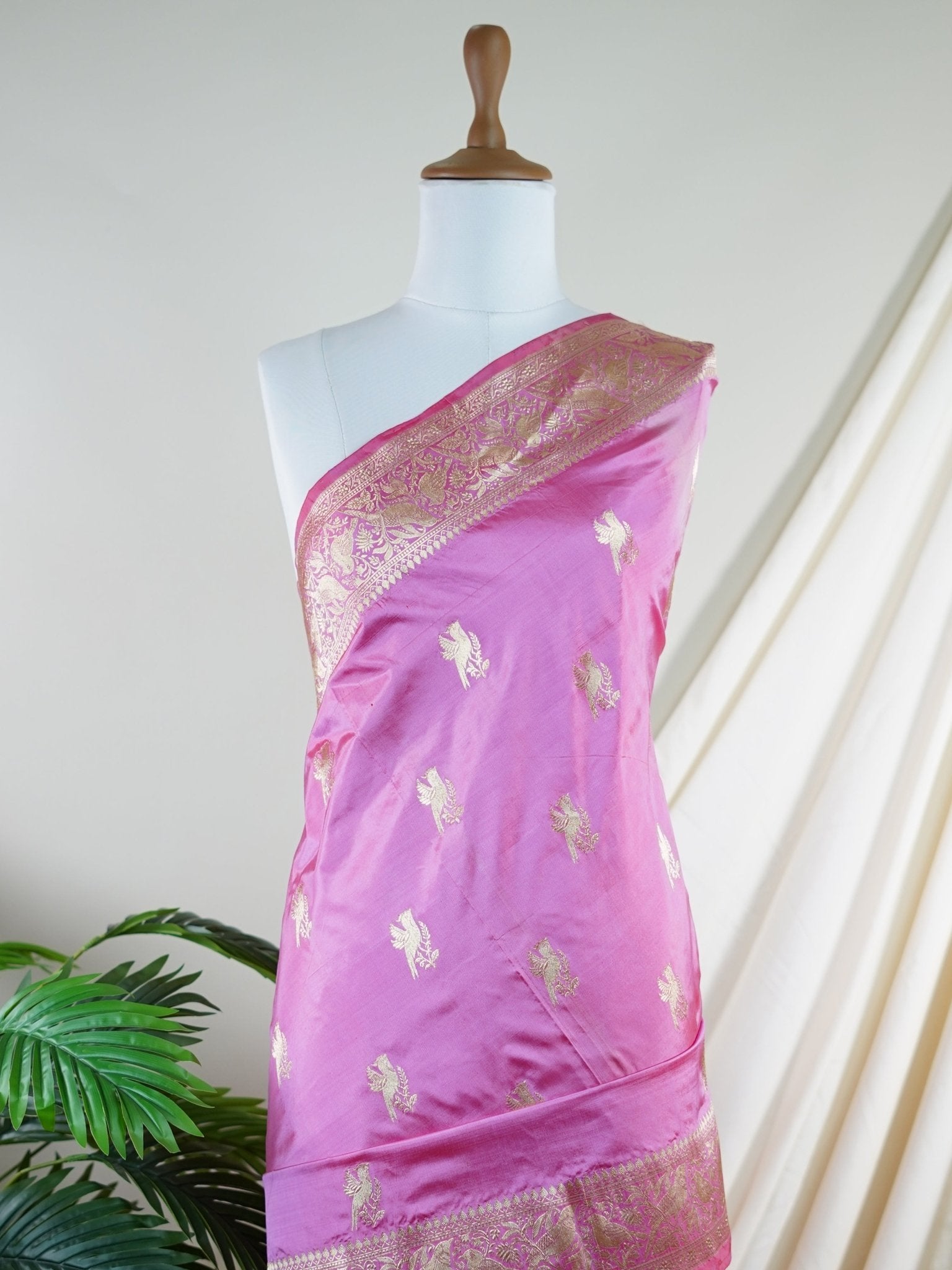 Katan Light Pink 100% Pure Katan Silk - Manoranjitham Weaves - Handloom Store