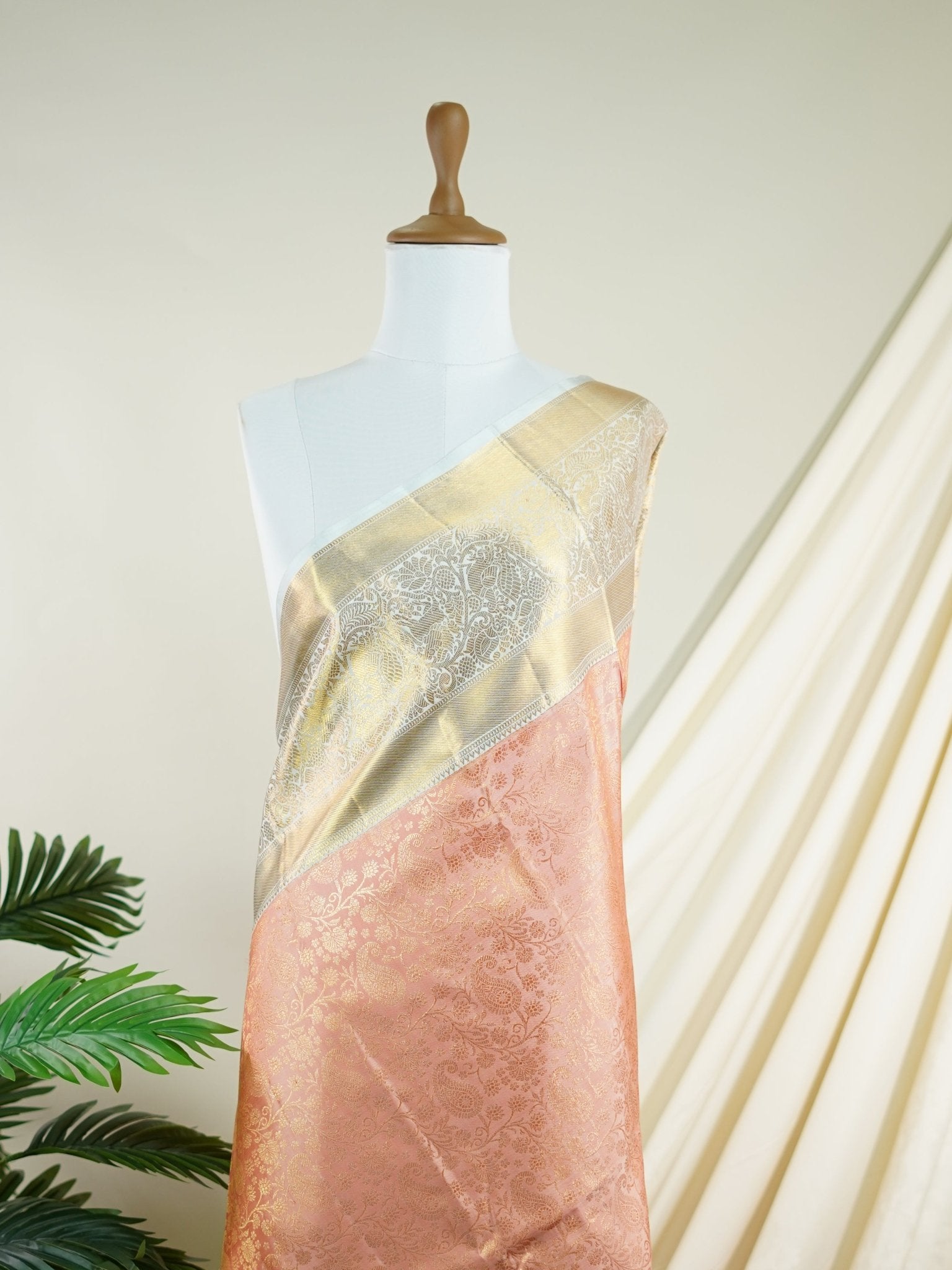 Kanchipuram Silk Coral Pink 100% Pure Silk  - Manoranjitham Weaves - Handloom Store