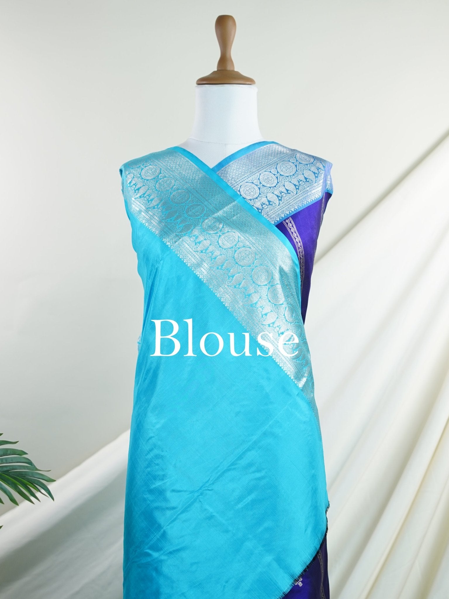 Venkatagiri Silk  100% Pure Silk  - Manoranjitham Weaves - Handloom Store