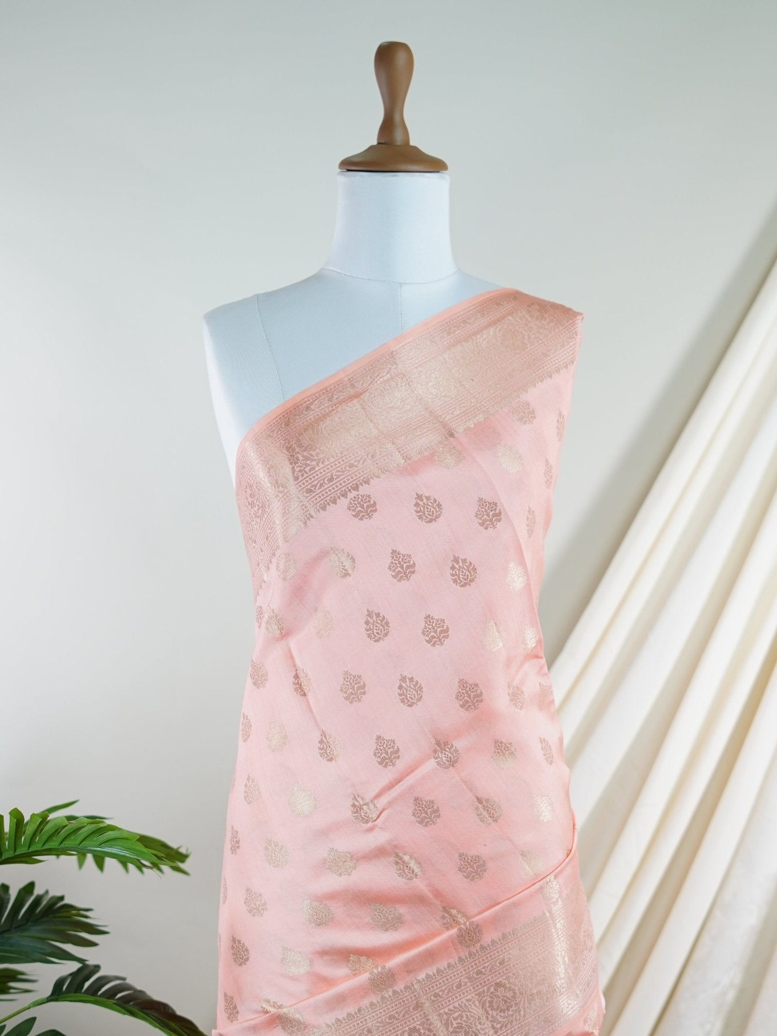 Chiniya Silk Oange 100% Pure Chiniya Silk  - Manoranjitham Weaves - Handloom Store