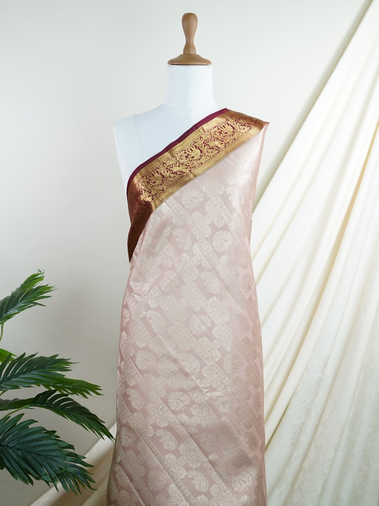 Kanchipuram Silk  100% Pure Silk  - Manoranjitham Weaves - Handloom Store