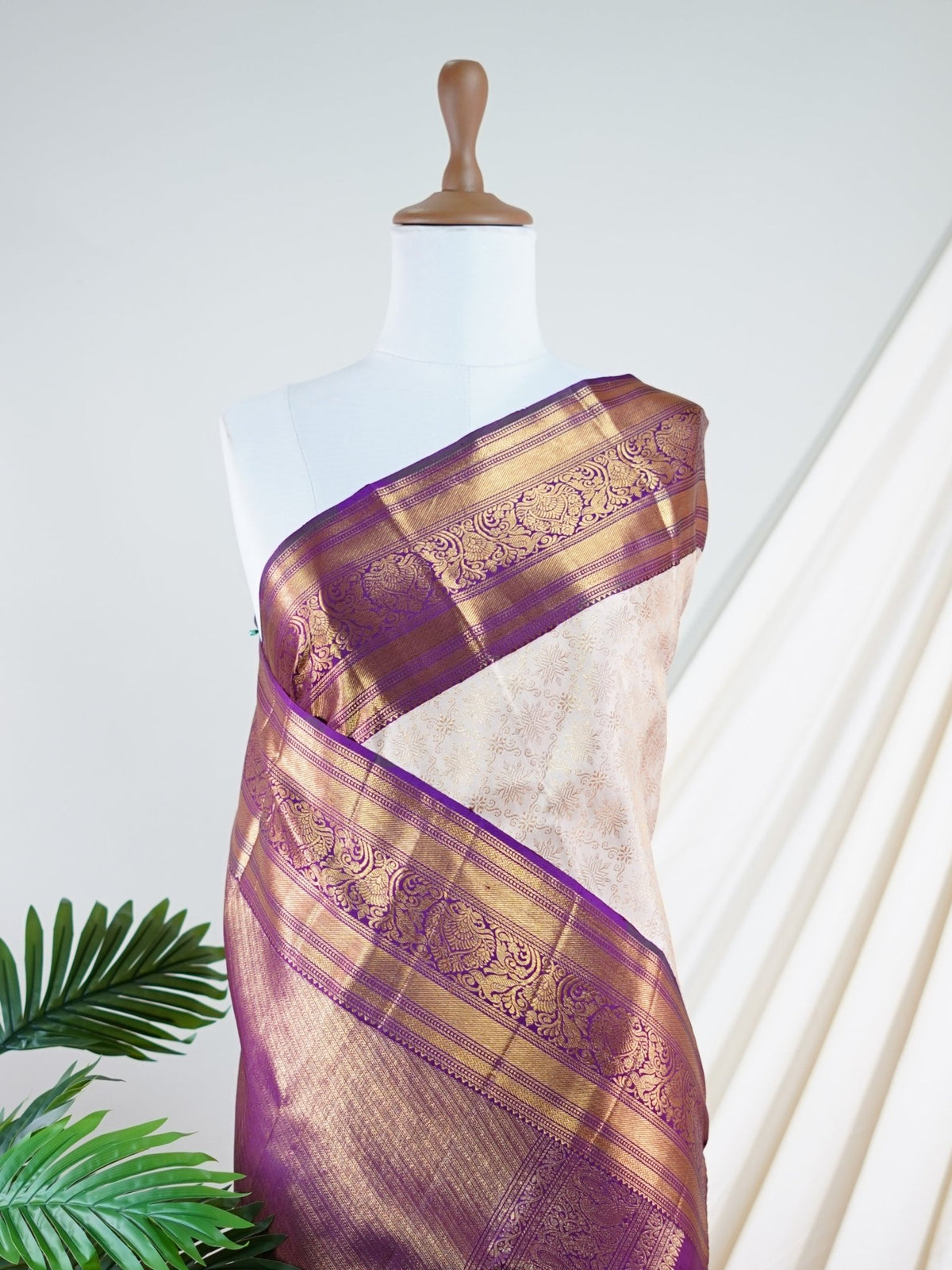 Kanchipuram Silk Pastal Peach 100% Pure Silk  - Manoranjitham Weaves - Handloom Store