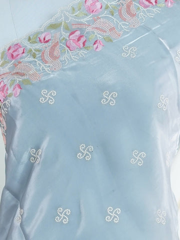 Tissue Woven in Varanasi, this ethereal grey glass tissue saree shimmers with a multi-hued embroidered flourish. Light as air yet rich in detail, it blends sheer elegance with vibrant artistry. A perfect pick for soirées that call for subtle glamour and intricate craftsmanship. #GlassTissueSaree #EmbroideredElegance #VaranasiWeaves #GreyAndGraceful #SheerHeritage






 Sakshi - Manoranjitham Weaves - Handloom Store