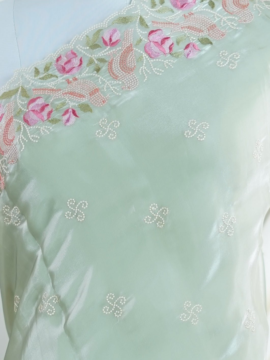 Katan Pista Green 100% Pure Tissue - Manoranjitham Weaves - Handloom Store