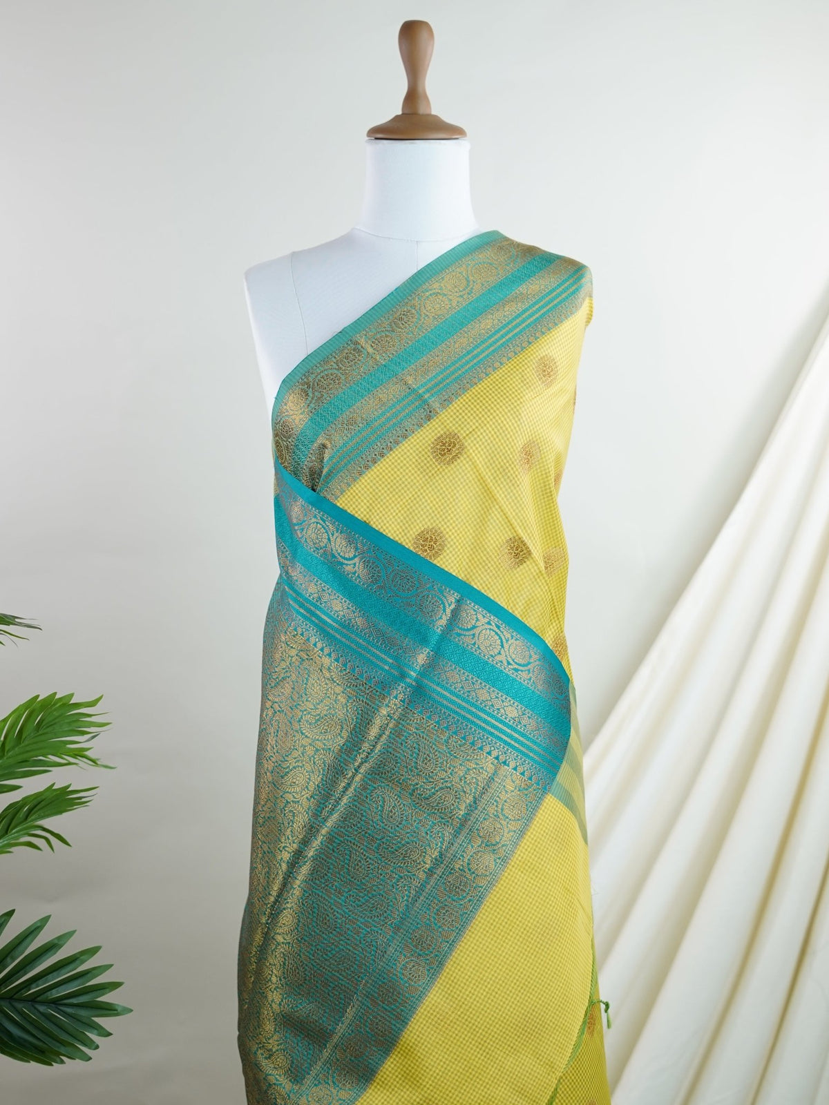Chanderi Lemon Kota - Manoranjitham Weaves - Handloom Store