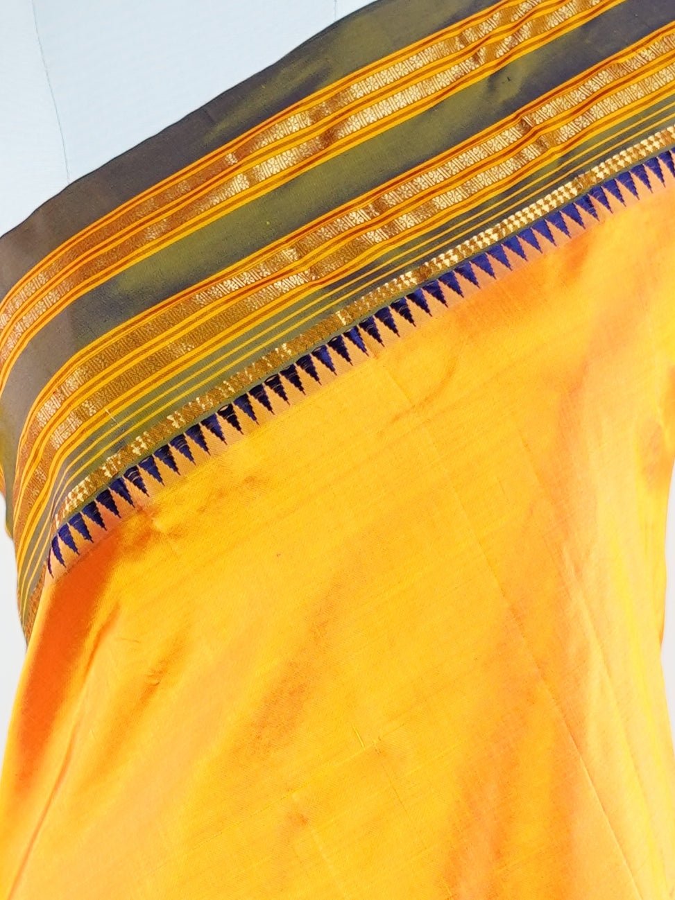Narayanpet Orange 100% Pure Silk  - Manoranjitham Weaves - Handloom Store