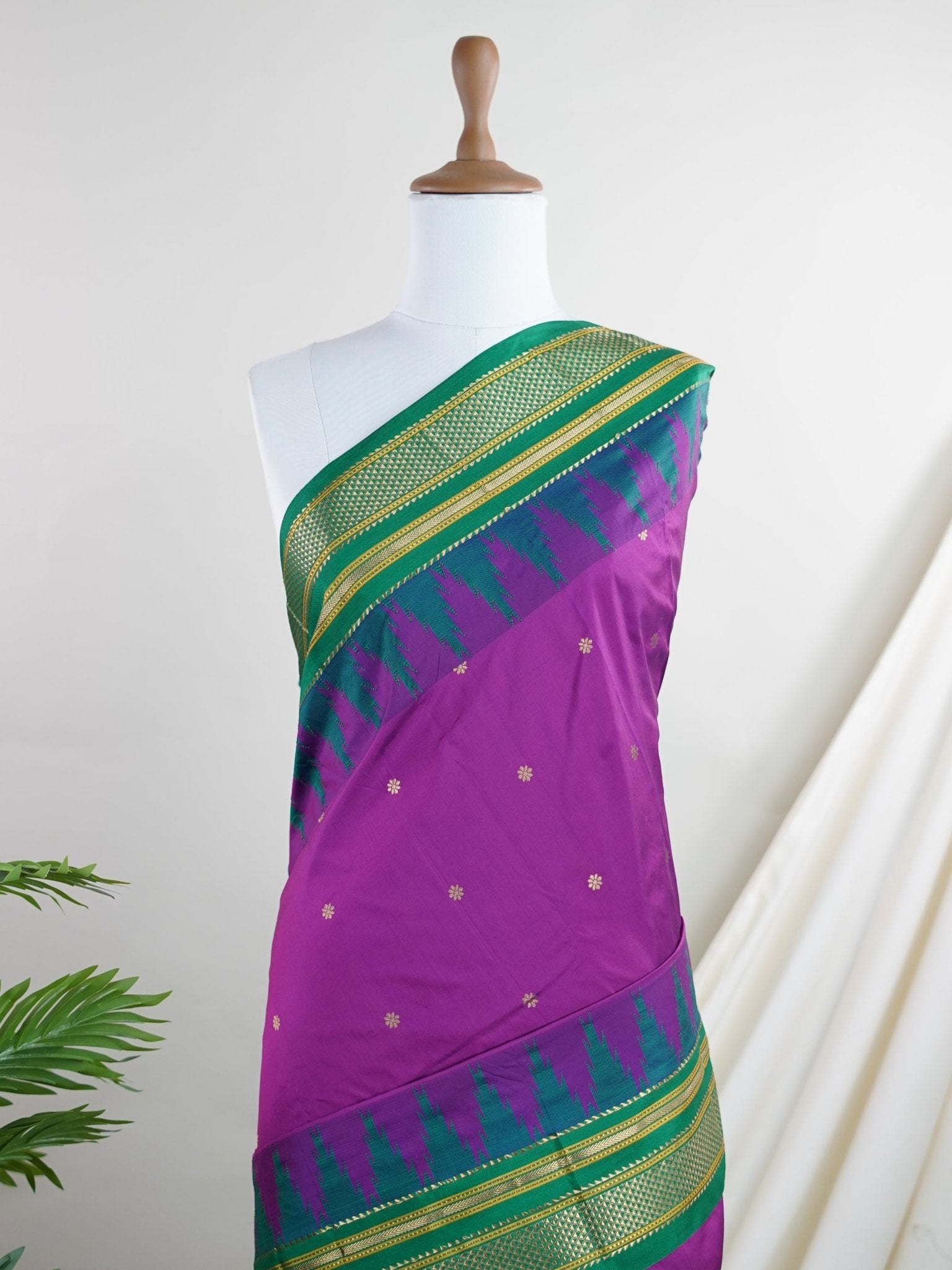 Semi Silk  Semi Silk - Manoranjitham Weaves - Handloom Store
