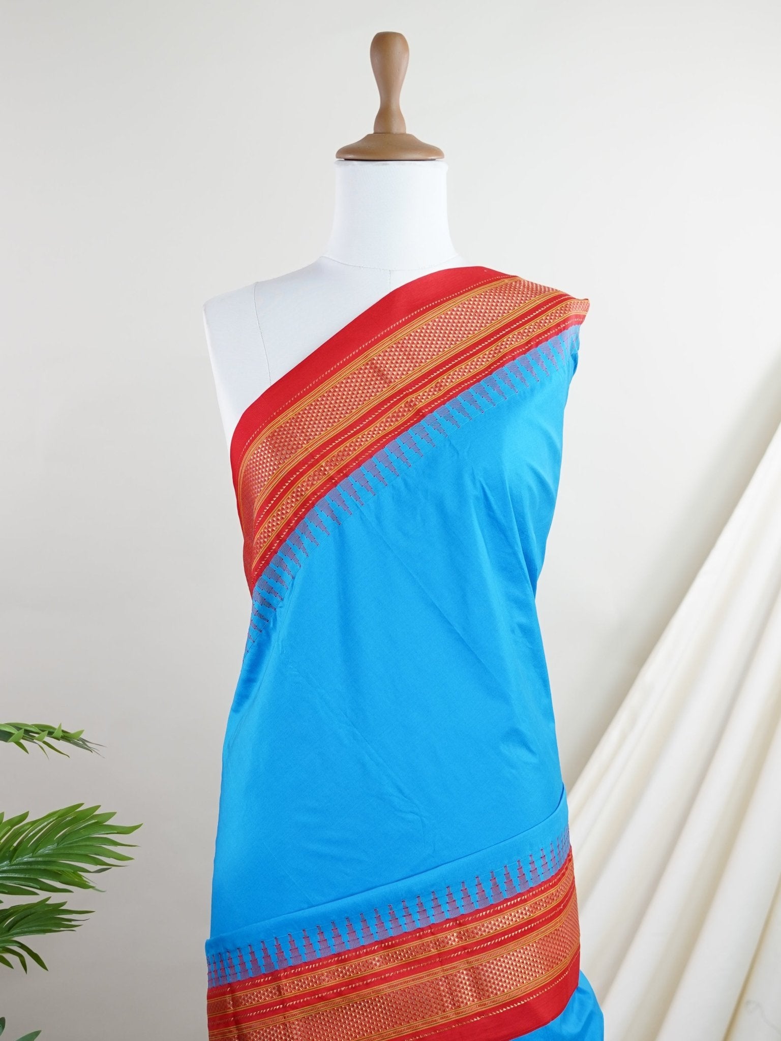 Semi Silk  Semi Silk - Manoranjitham Weaves - Handloom Store