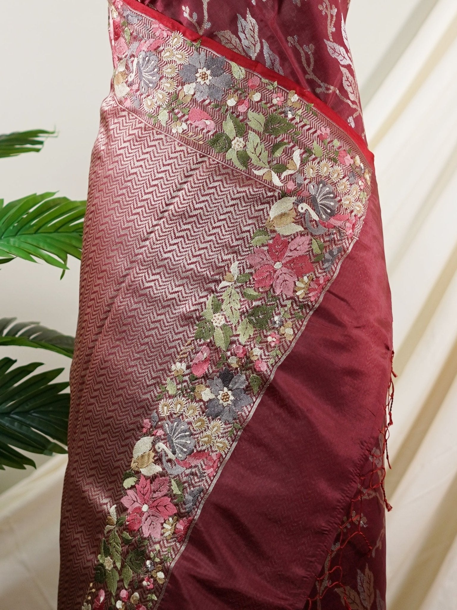 Katan Maroon 100% Pure Silk  - Manoranjitham Weaves - Handloom Store