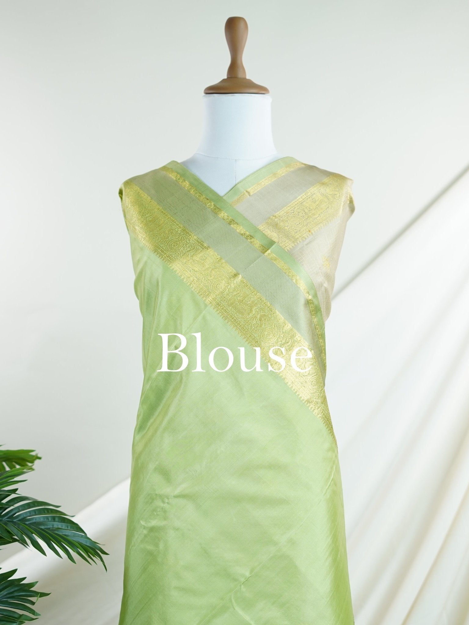 Venkatagiri Silk  100% Pure Silk  - Manoranjitham Weaves - Handloom Store