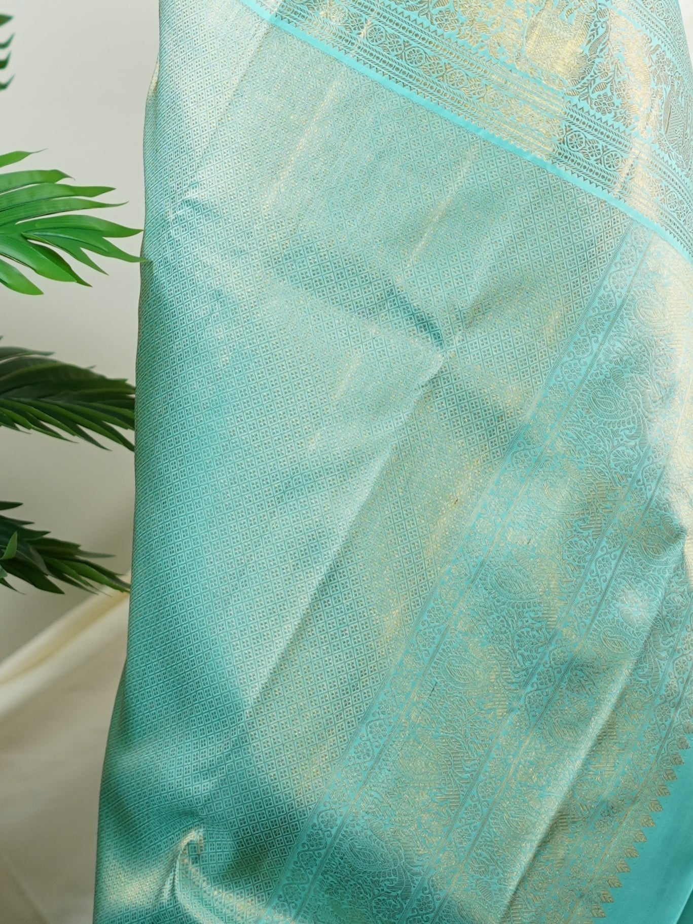 Kanchipuram Silk Peach 100% Pure Silk  - Manoranjitham Weaves - Handloom Store