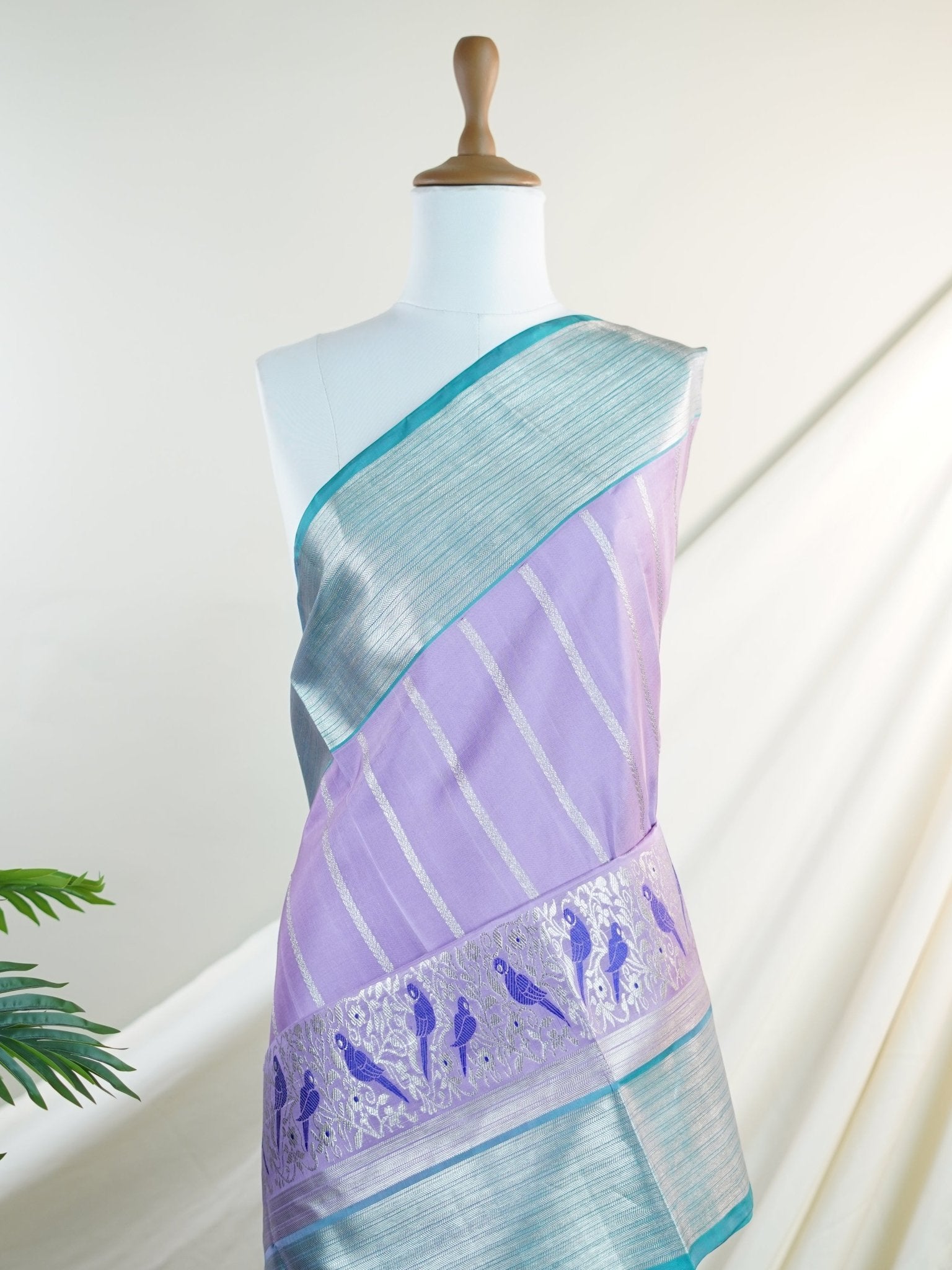 Venkatagiri Silk  100% Pure Silk  - Manoranjitham Weaves - Handloom Store