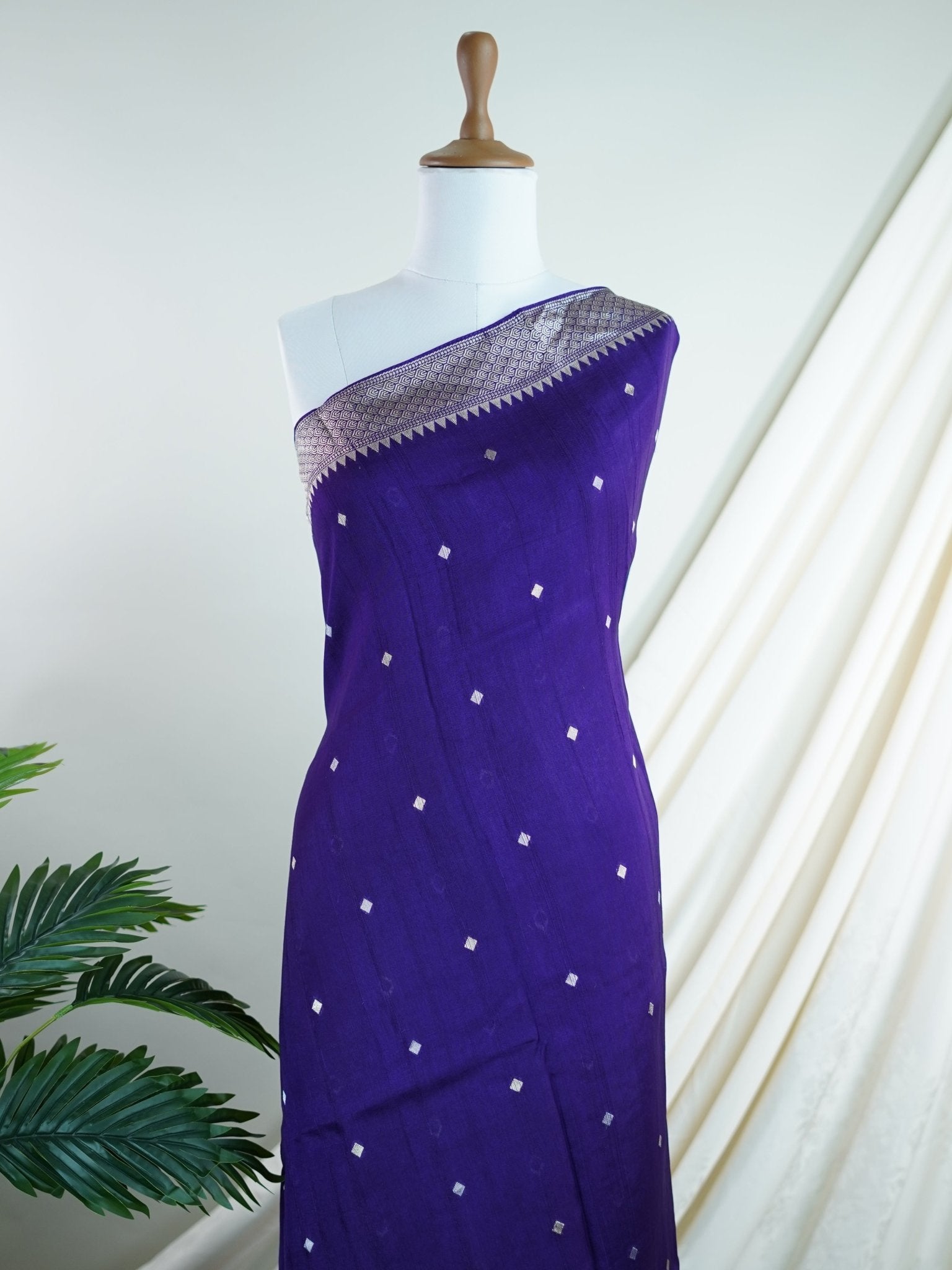 Georgette Violet Tussar Georgette - Manoranjitham Weaves - Handloom Store