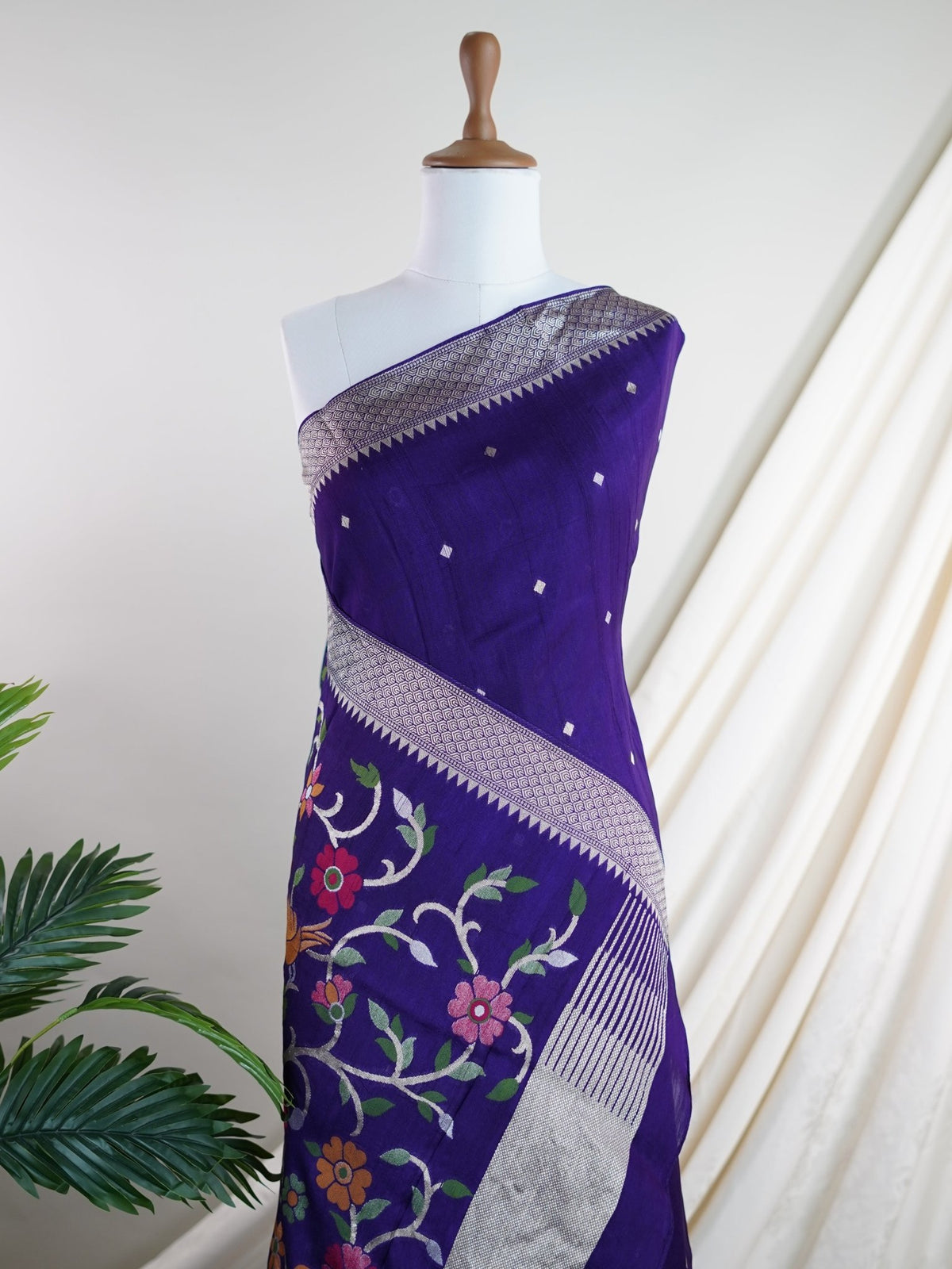 Georgette Violet Tussar Georgette - Manoranjitham Weaves - Handloom Store