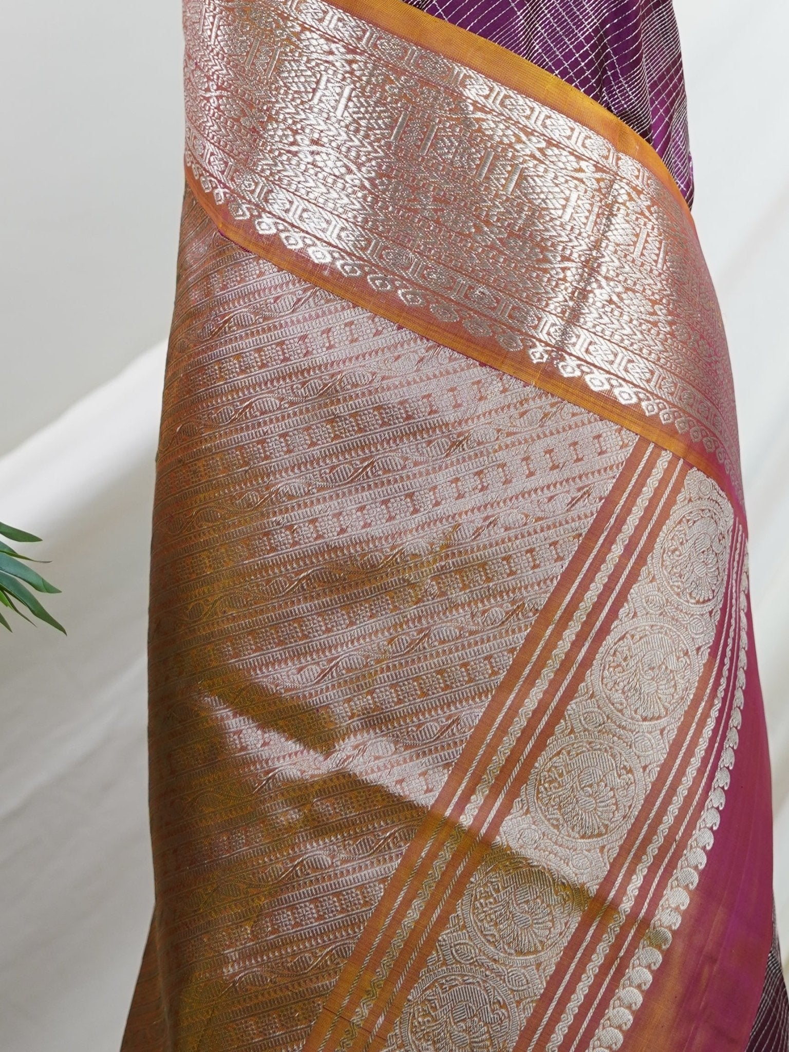 Venkatagiri Silk  100% Pure Silk  - Manoranjitham Weaves - Handloom Store