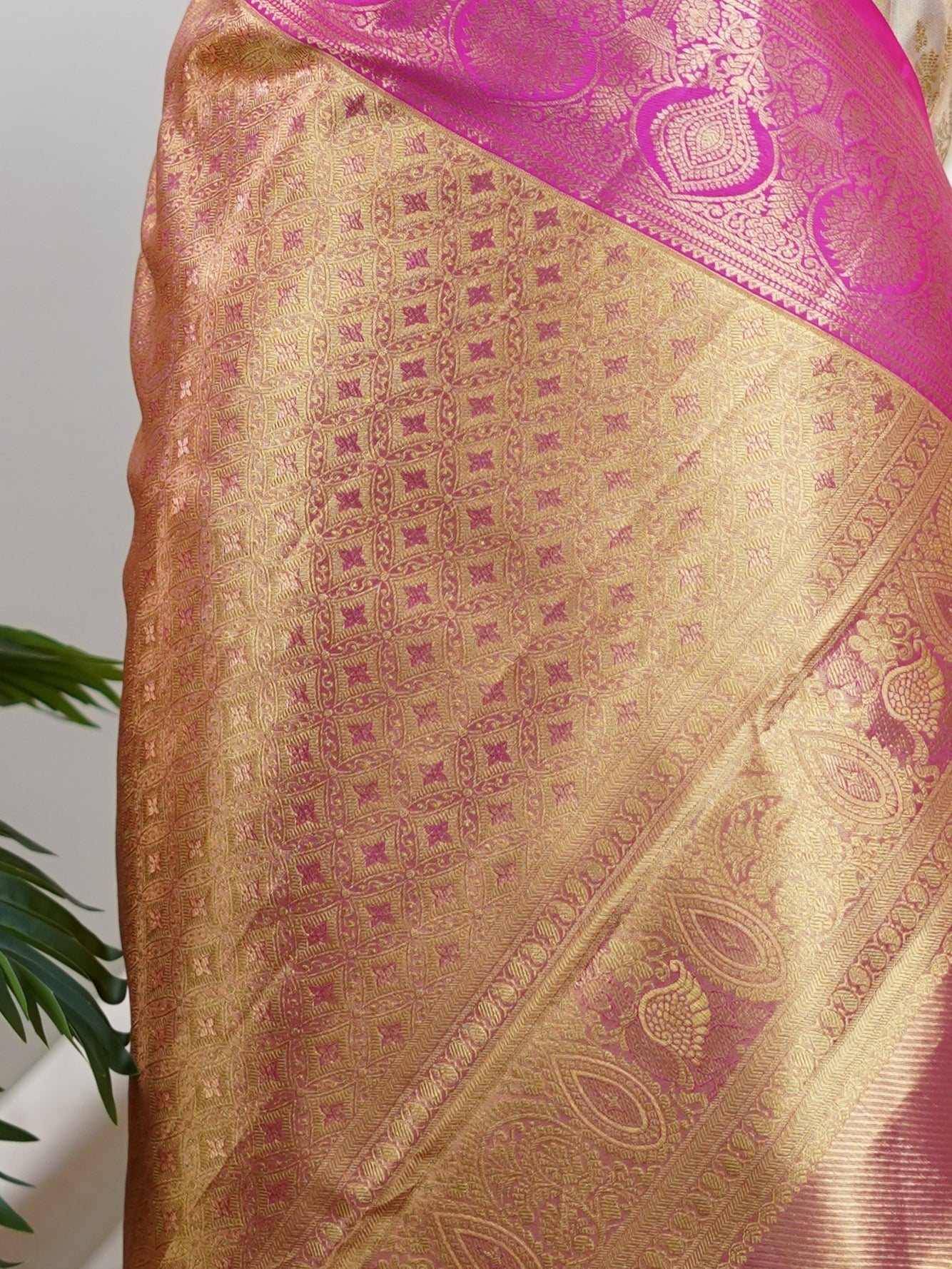 Kanchipuram Silk  100% Pure Silk  - Manoranjitham Weaves - Handloom Store