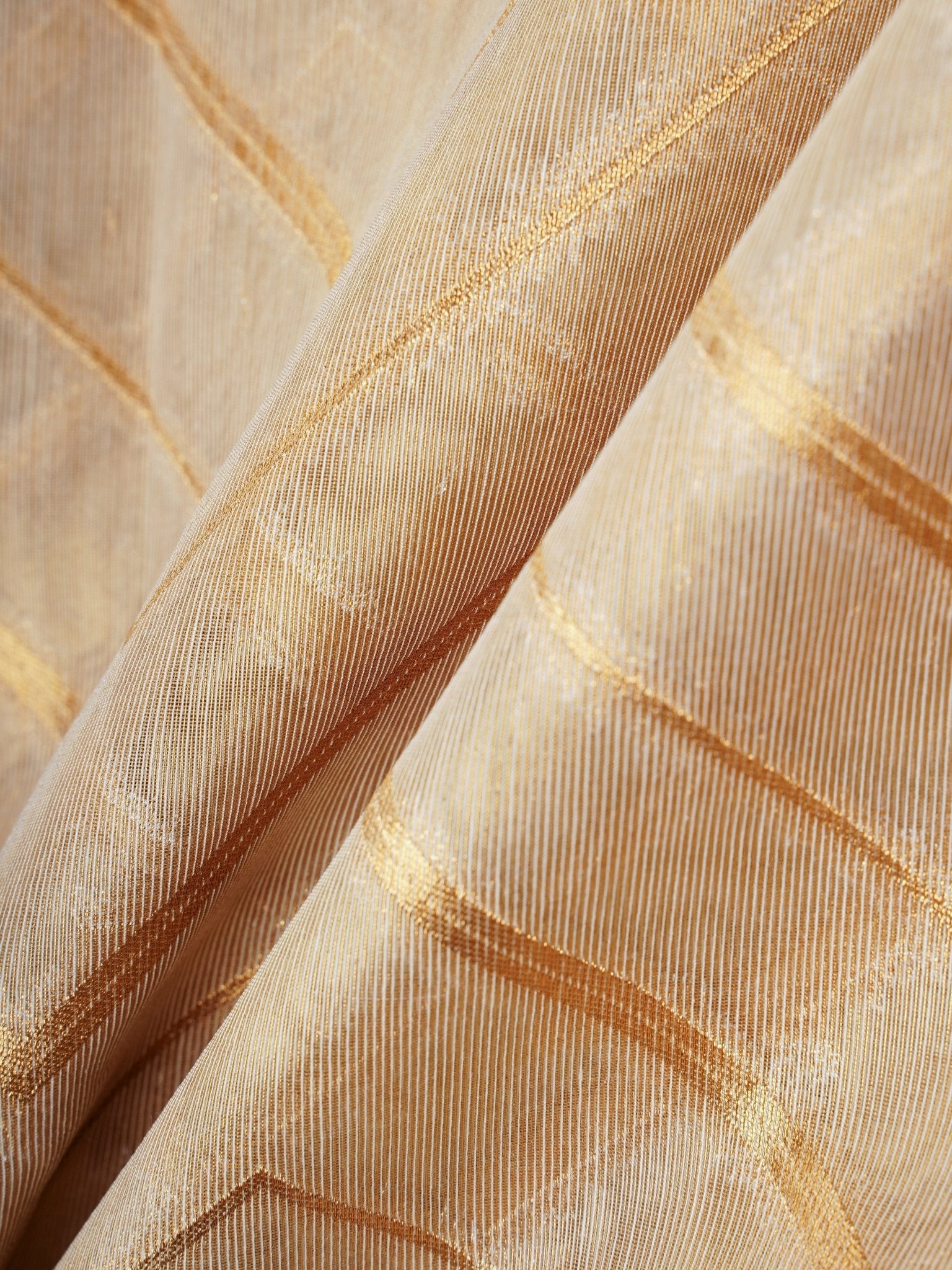 tissue Gold Kora Semi Tissue - Manoranjitham Weaves - Handloom Store