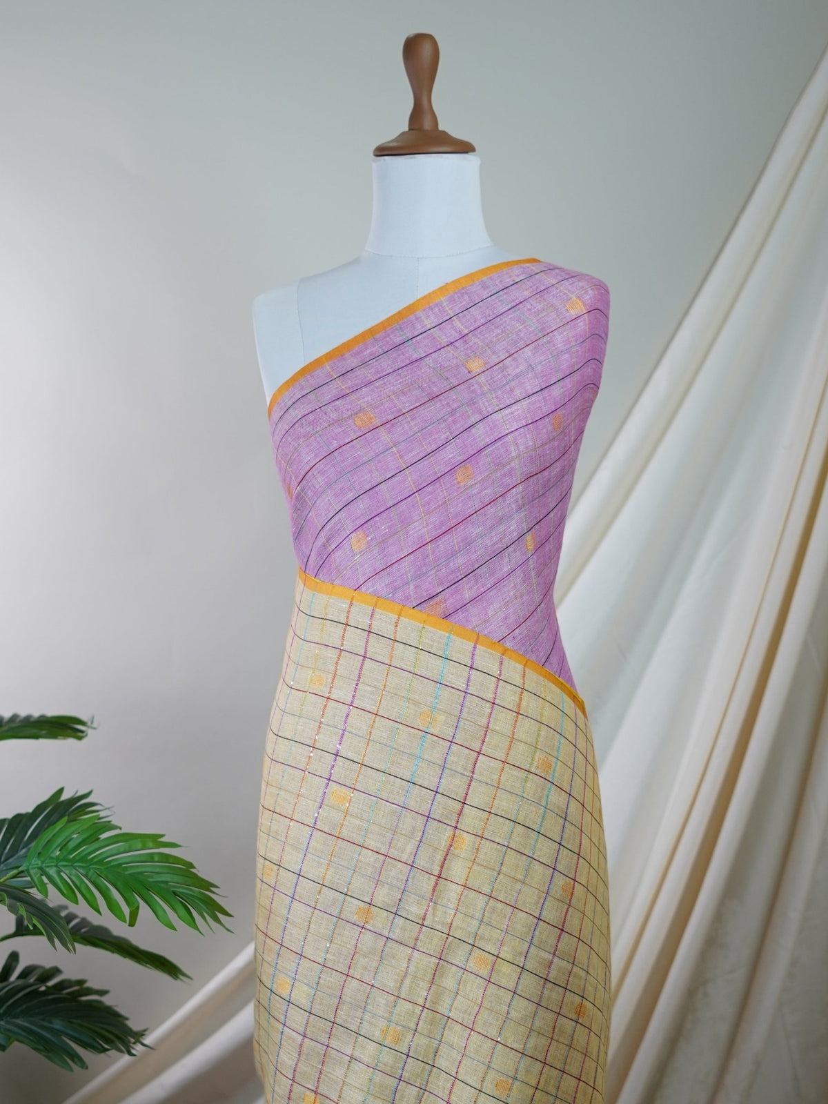 Linen Light Pink 100% Pure Linen - Manoranjitham Weaves - Handloom Store